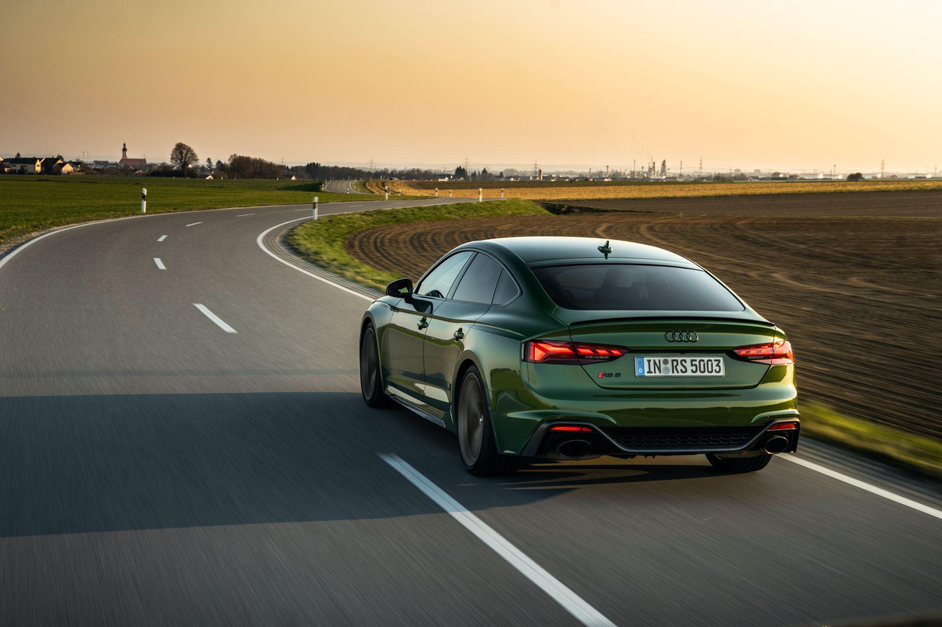 Explore The 2020 Audi RS5 Coupe And RS5 Sportback In New Photos, Videos
