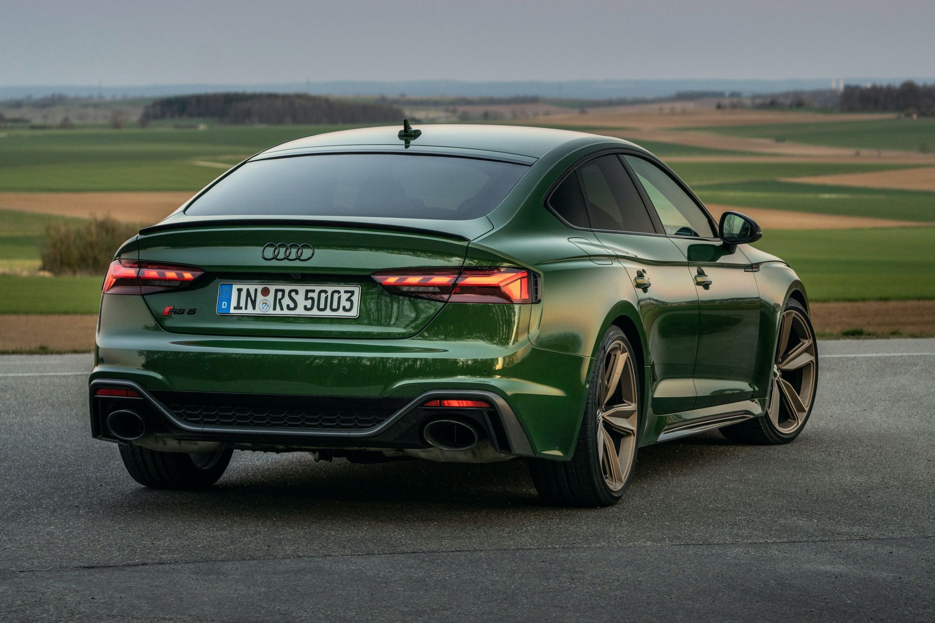 Explore The 2020 Audi RS5 Coupe And RS5 Sportback In New Photos, Videos