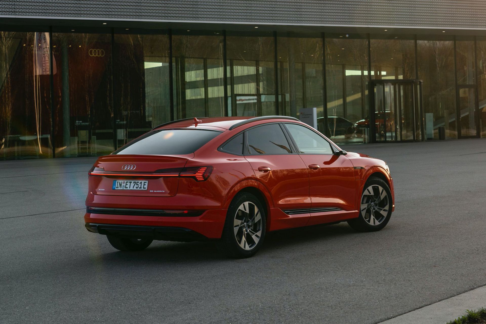 2020 Audi e-tron Sportback Will Trade 218-Mile Range For $77,400