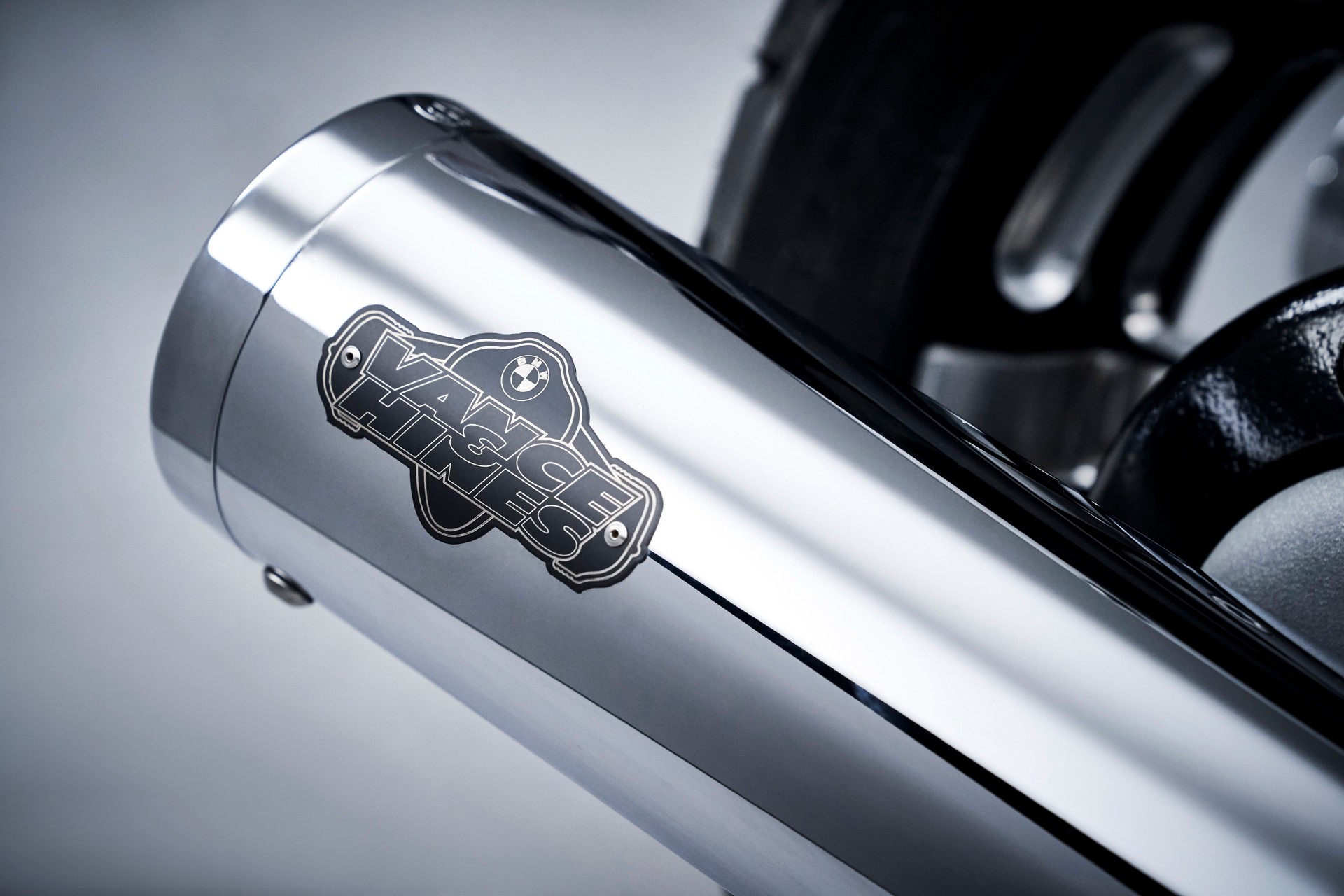 BMW’s New Retro R 18 Comes With An New “Big Boxer” Engine To Remind Us Of Happier Days