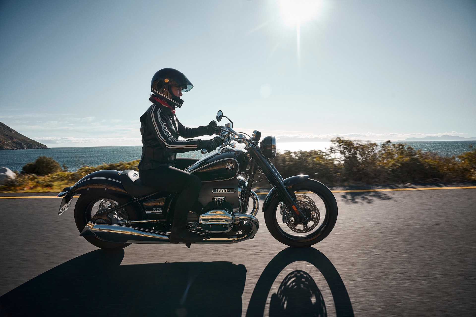 BMW’s New Retro R 18 Comes With An New “Big Boxer” Engine To Remind Us Of Happier Days