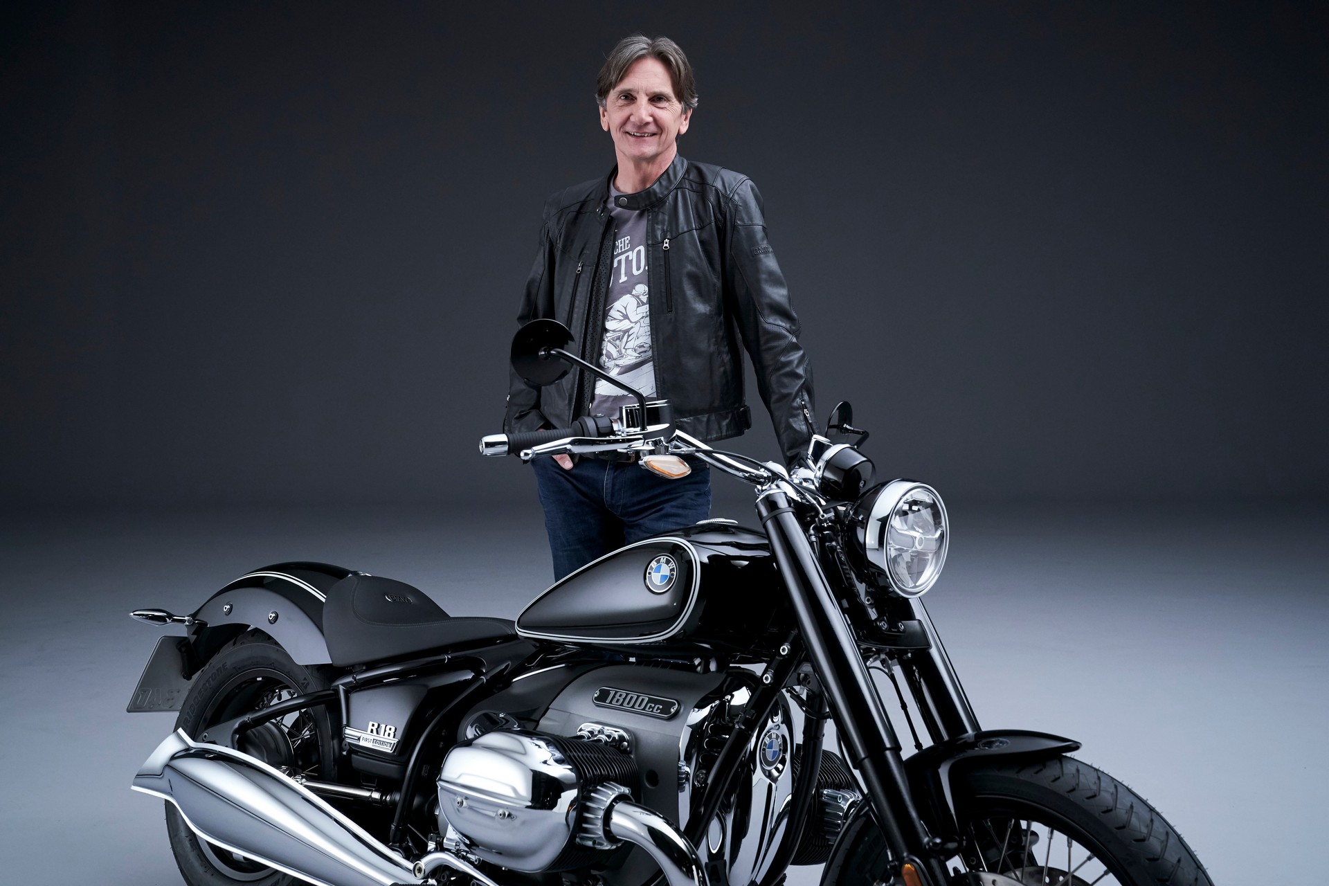 BMW’s New Retro R 18 Comes With An New “Big Boxer” Engine To Remind Us Of Happier Days