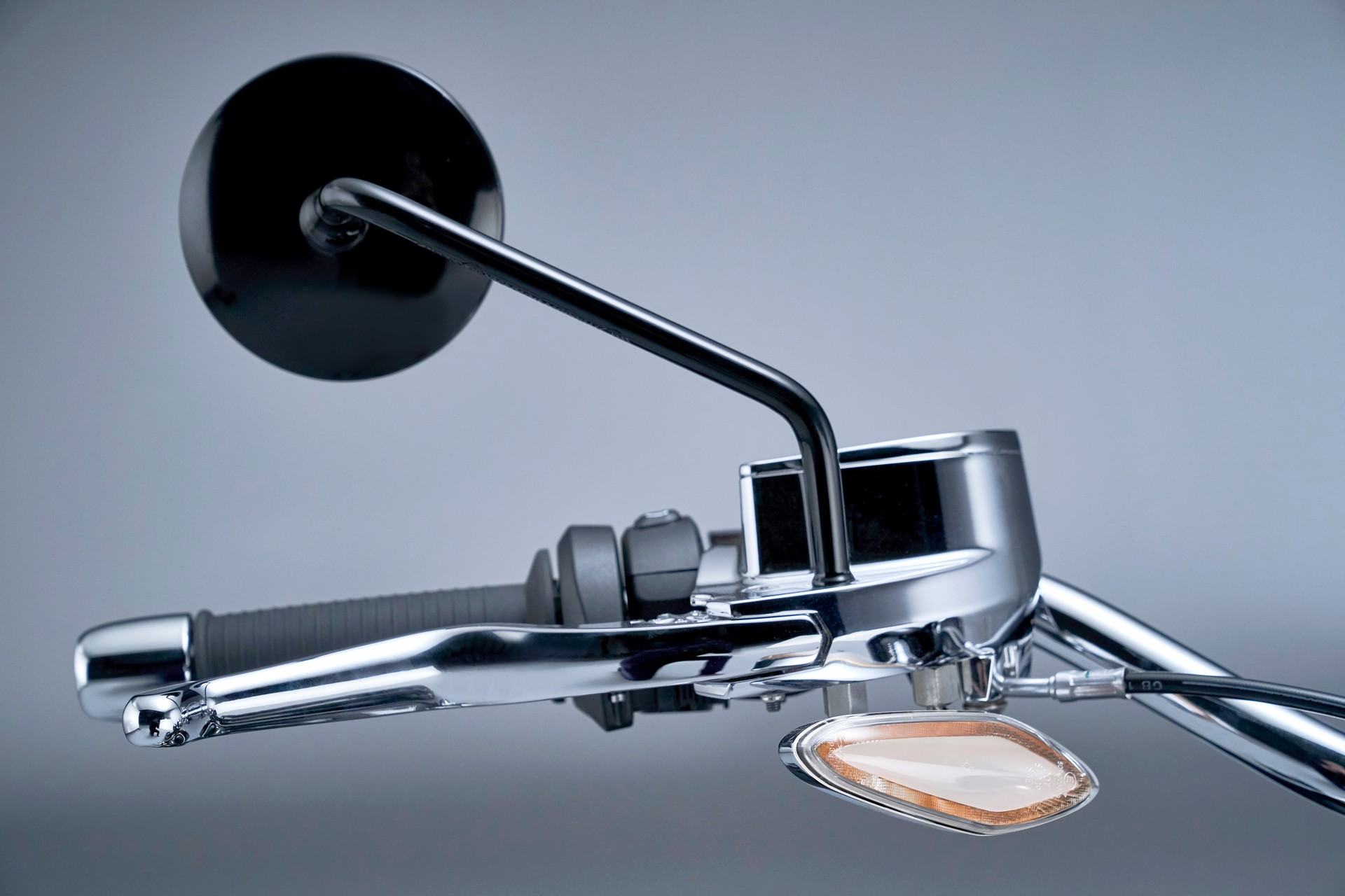 BMW’s New Retro R 18 Comes With An New “Big Boxer” Engine To Remind Us Of Happier Days