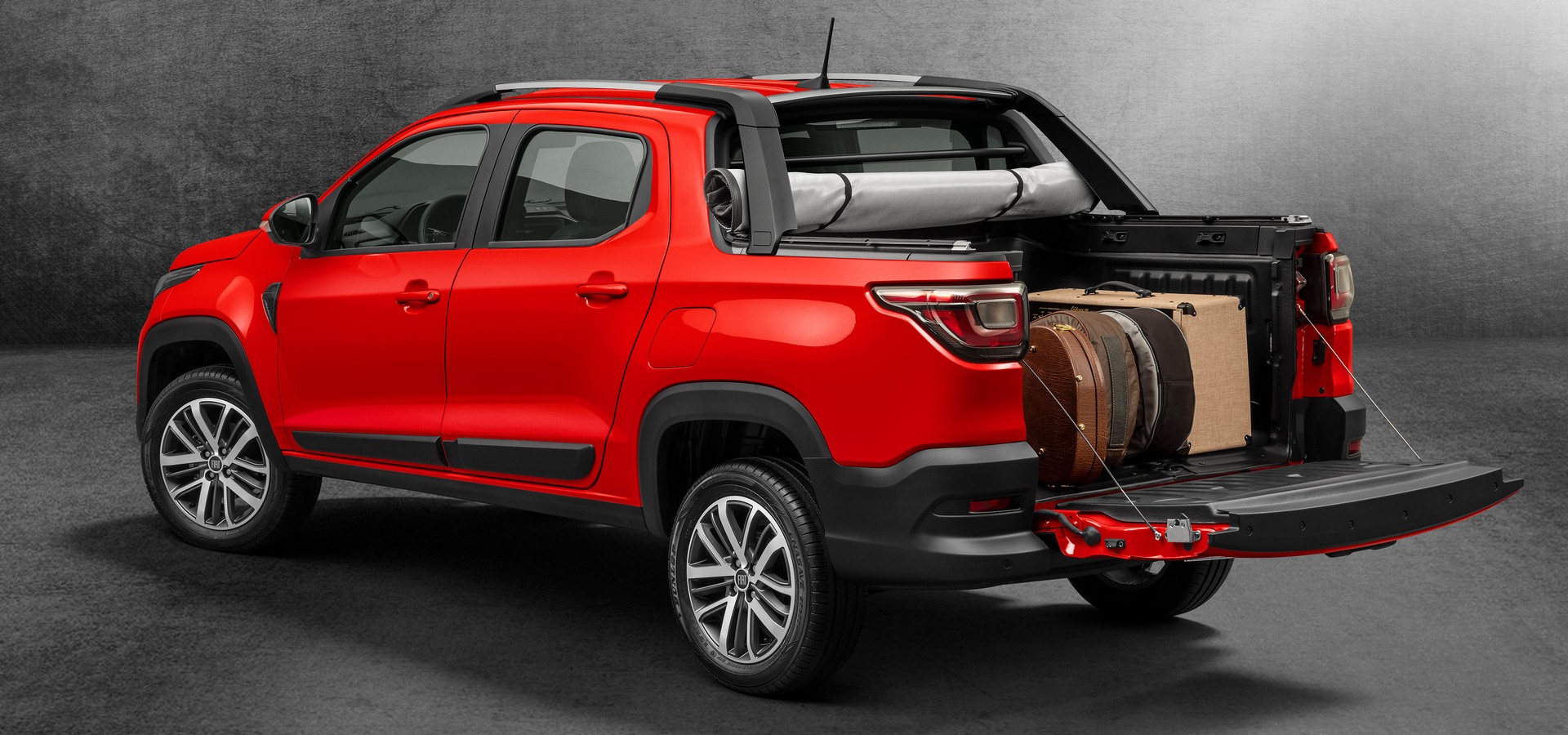 FCA’s New 2021 Fiat Strada Is A Small Pickup Truck For South America