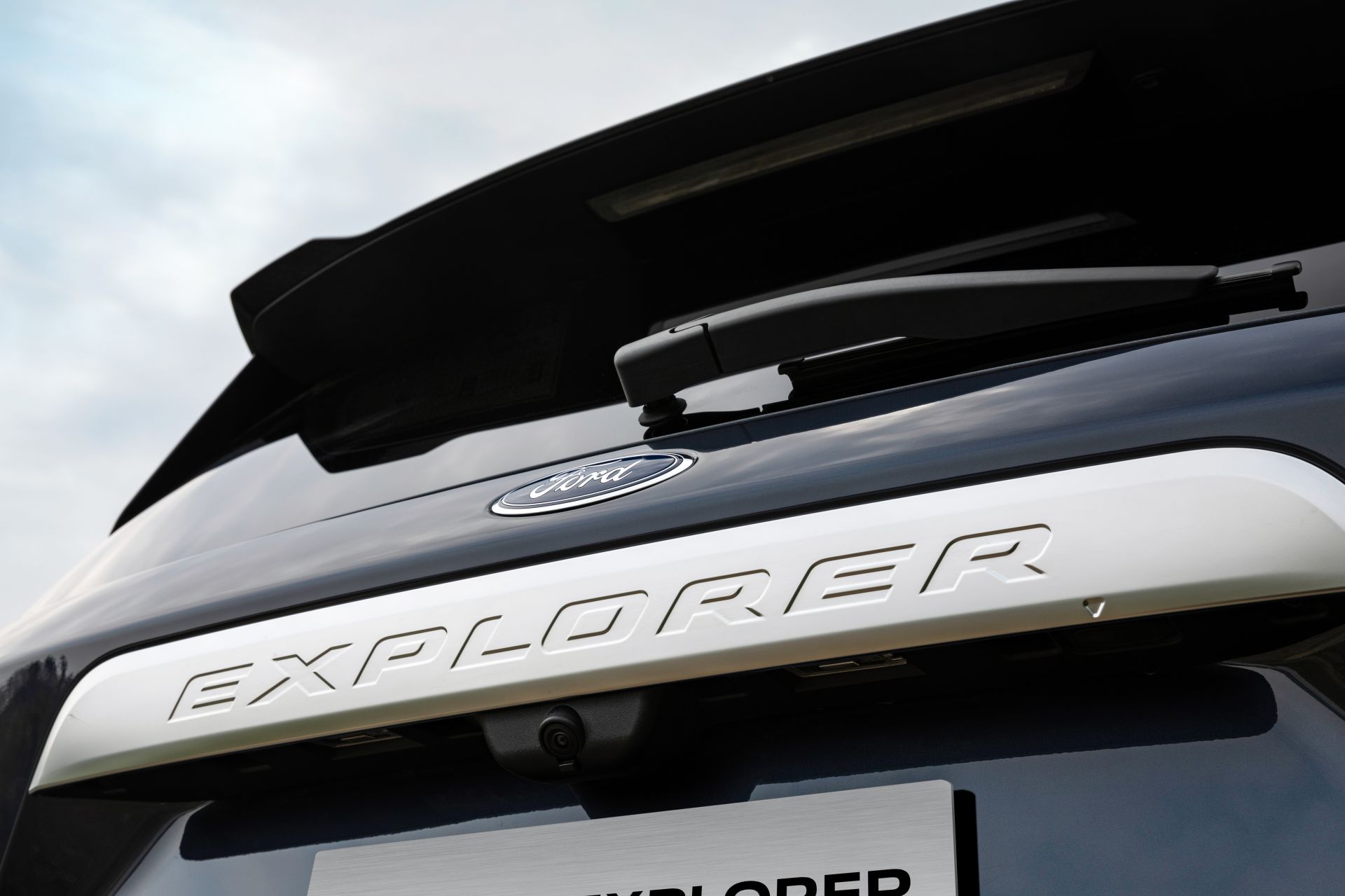 Does China’s 2020 Ford Explorer Platinum Look Better Than Ours?