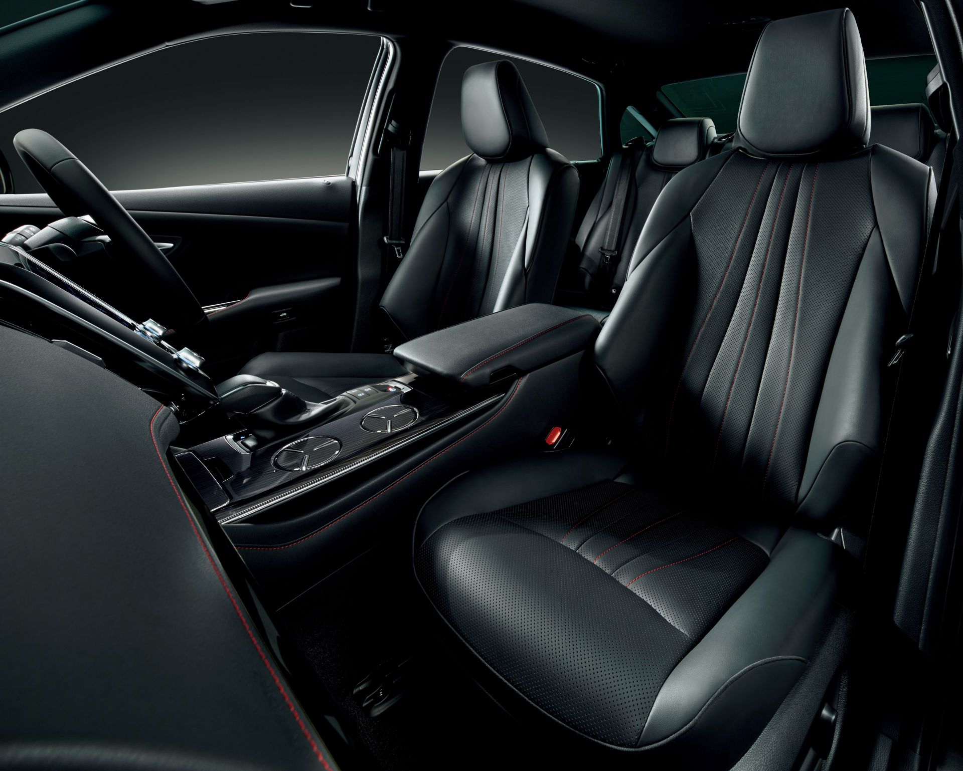 Toyota Crown Executive Sedan Gains Three Special Editions For Its 65th Anniversary