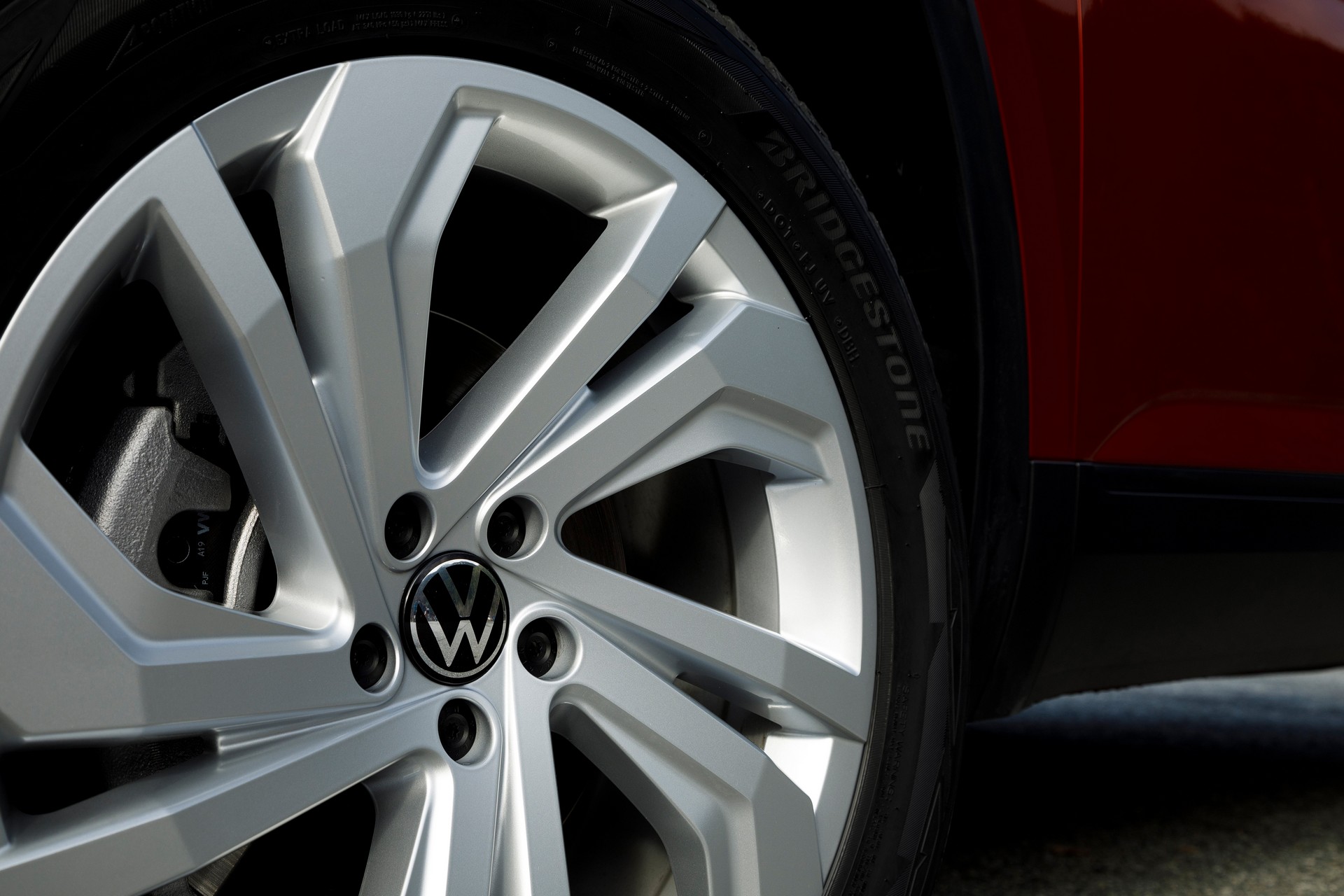 VW’s New Logo Comes Stateside, Debuts On 2020 Atlas Cross Sport