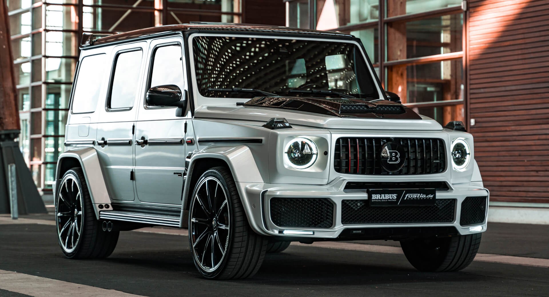 Fostla Puts Its Own Custom Touches On Brabus G63 Amg 700 Widestar Carscoops
