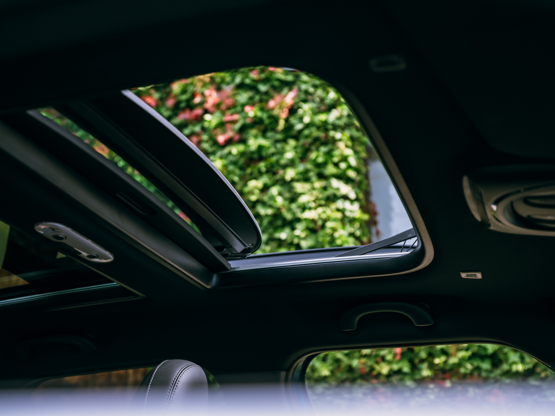 2020 MINI Countryman Stafford Edition Draws On The JCW But Lacks In The Power Department