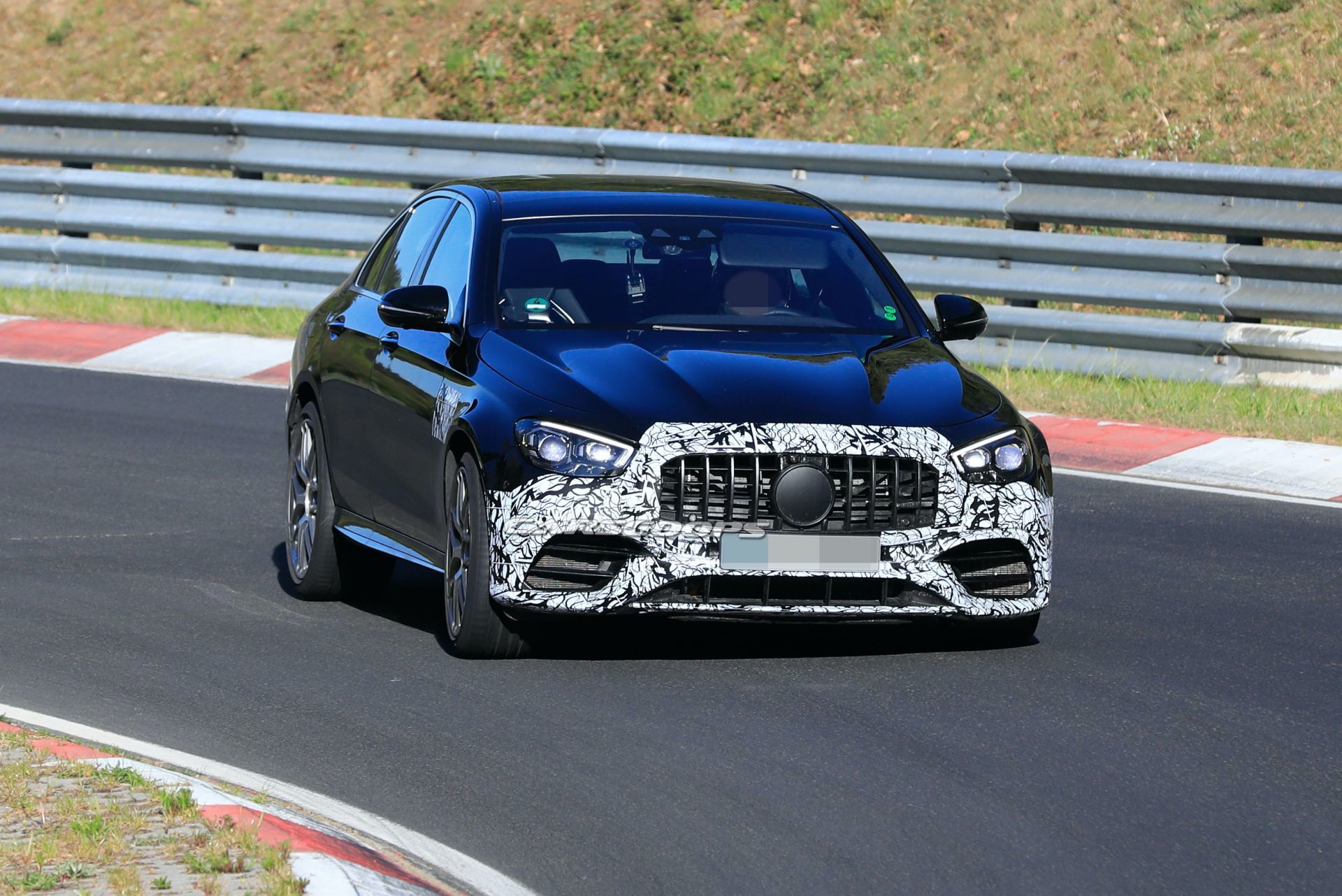 2021 Mercedes-AMG E63 Looks Calm During Track Testing, Until You Hear The Burbling V8