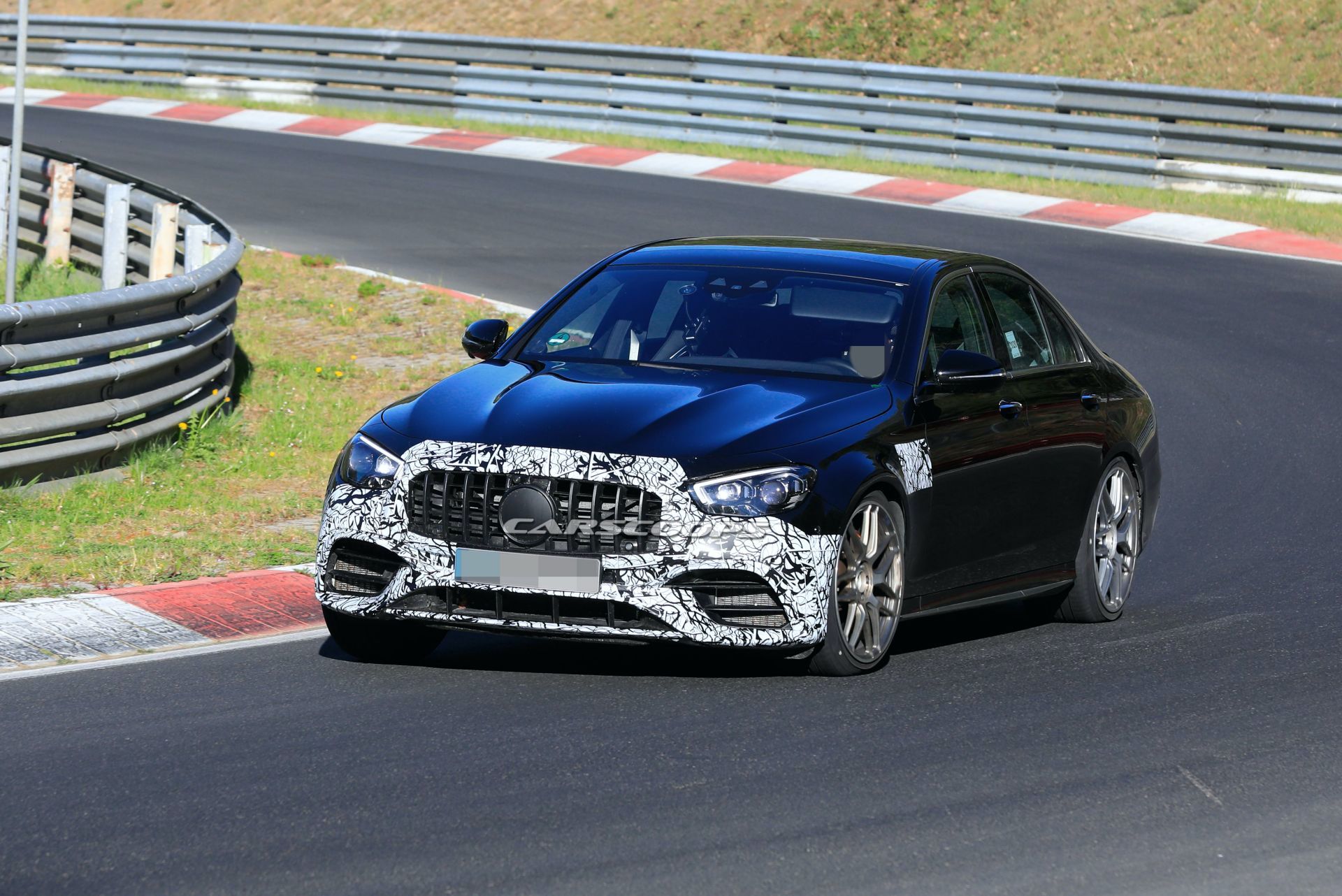 2021 Mercedes-AMG E63 Looks Calm During Track Testing, Until You Hear The Burbling V8