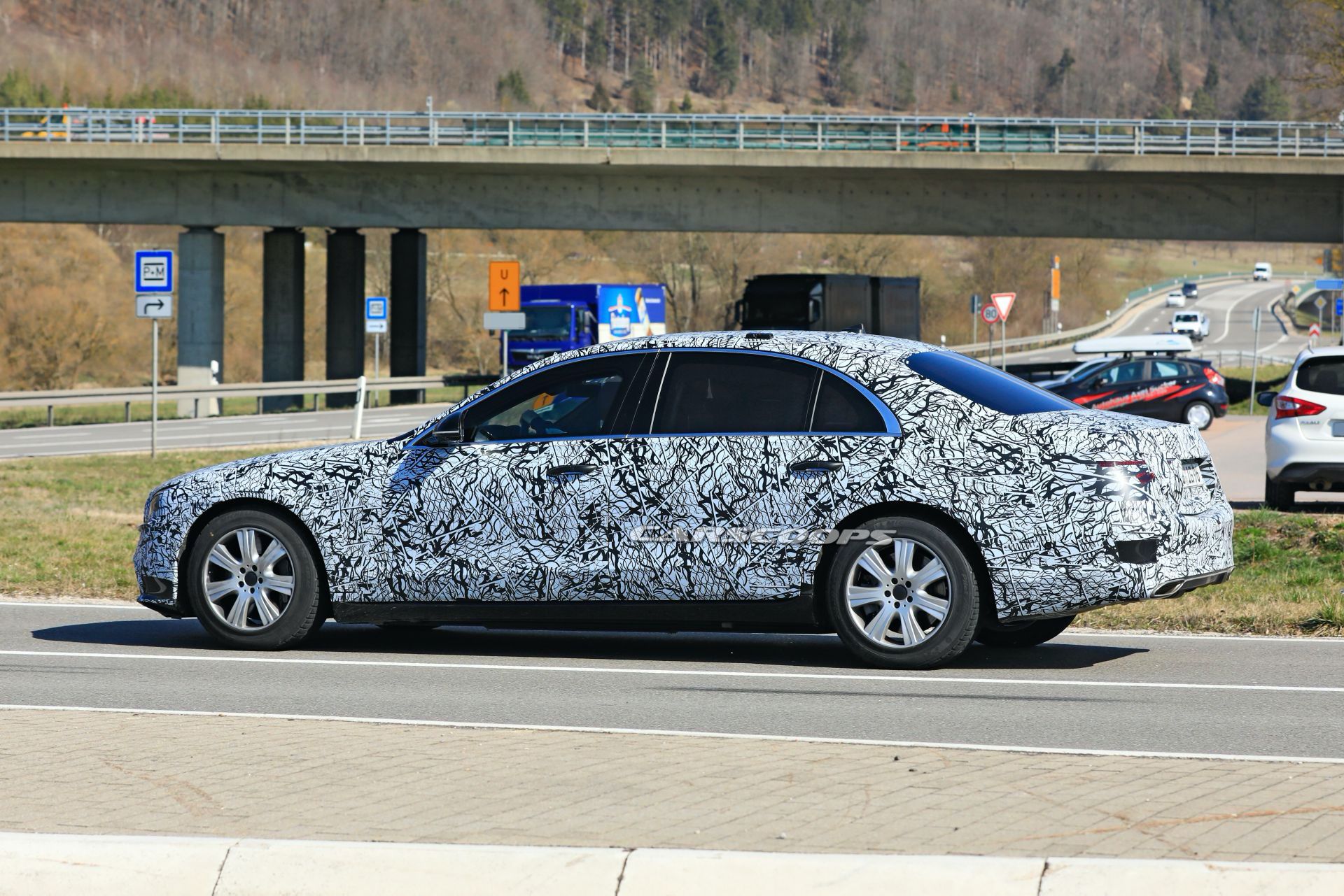 2021 Mercedes-Benz S-Class Guard Armored Prototype Makes Its First Outing