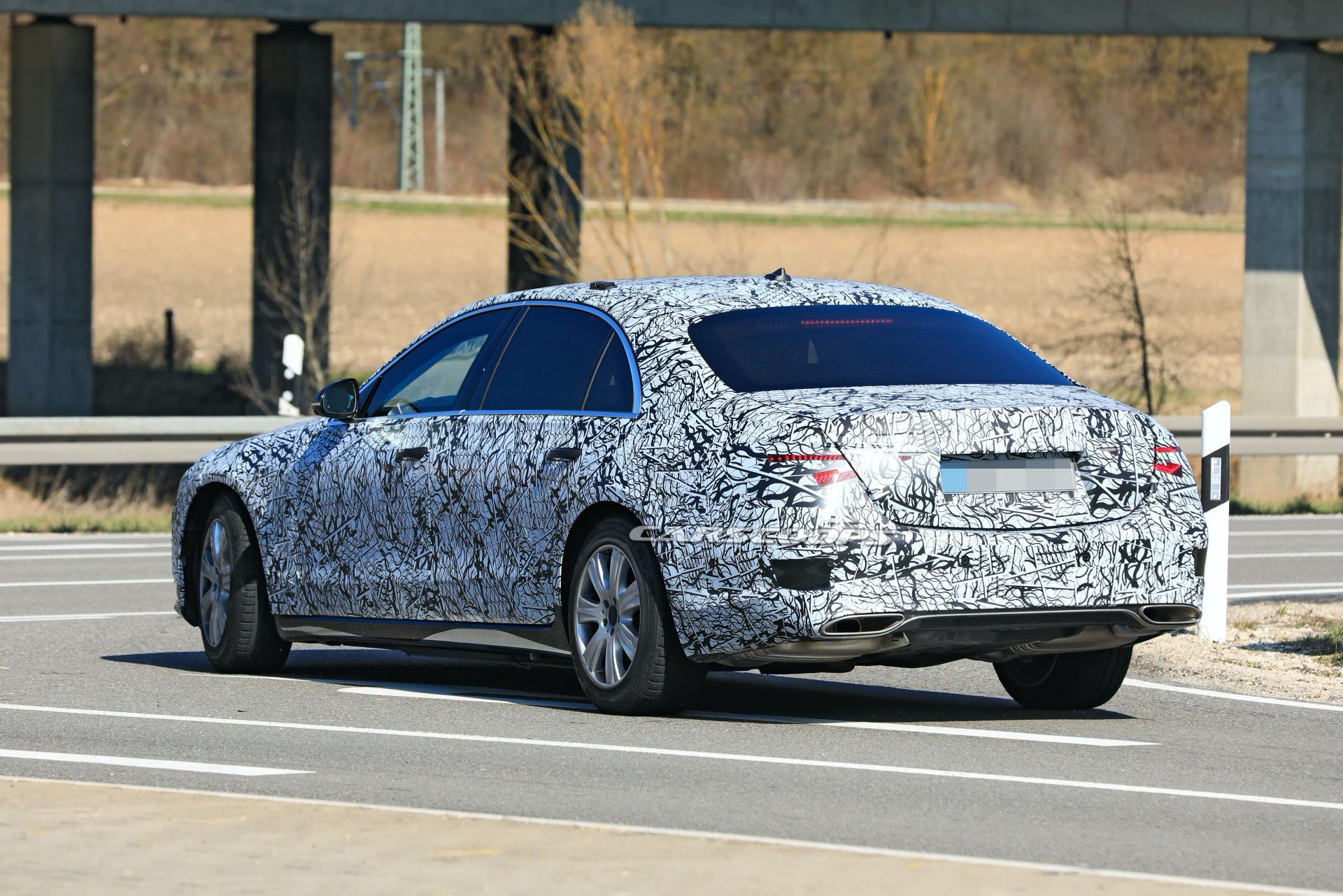 2021 Mercedes-Benz S-Class Guard Armored Prototype Makes Its First Outing