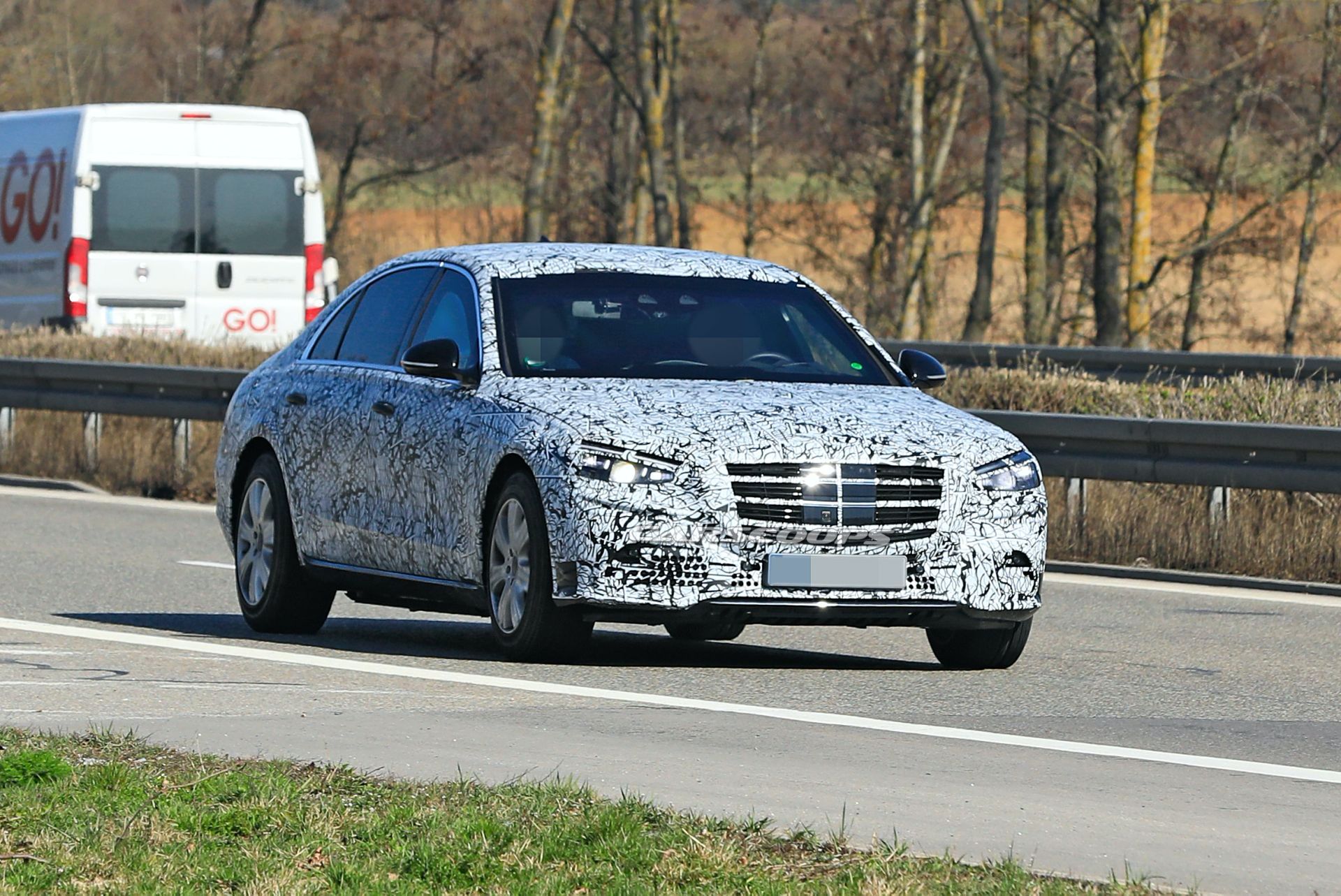 2021 Mercedes-Benz S-Class Guard Armored Prototype Makes Its First Outing