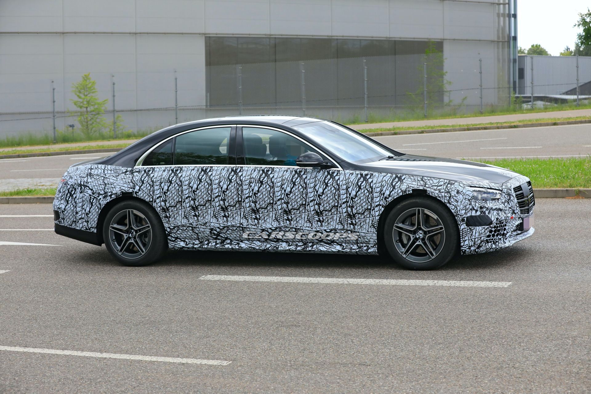 2021 Mercedes S-Class Prepares To Bloom As More Camo Falls