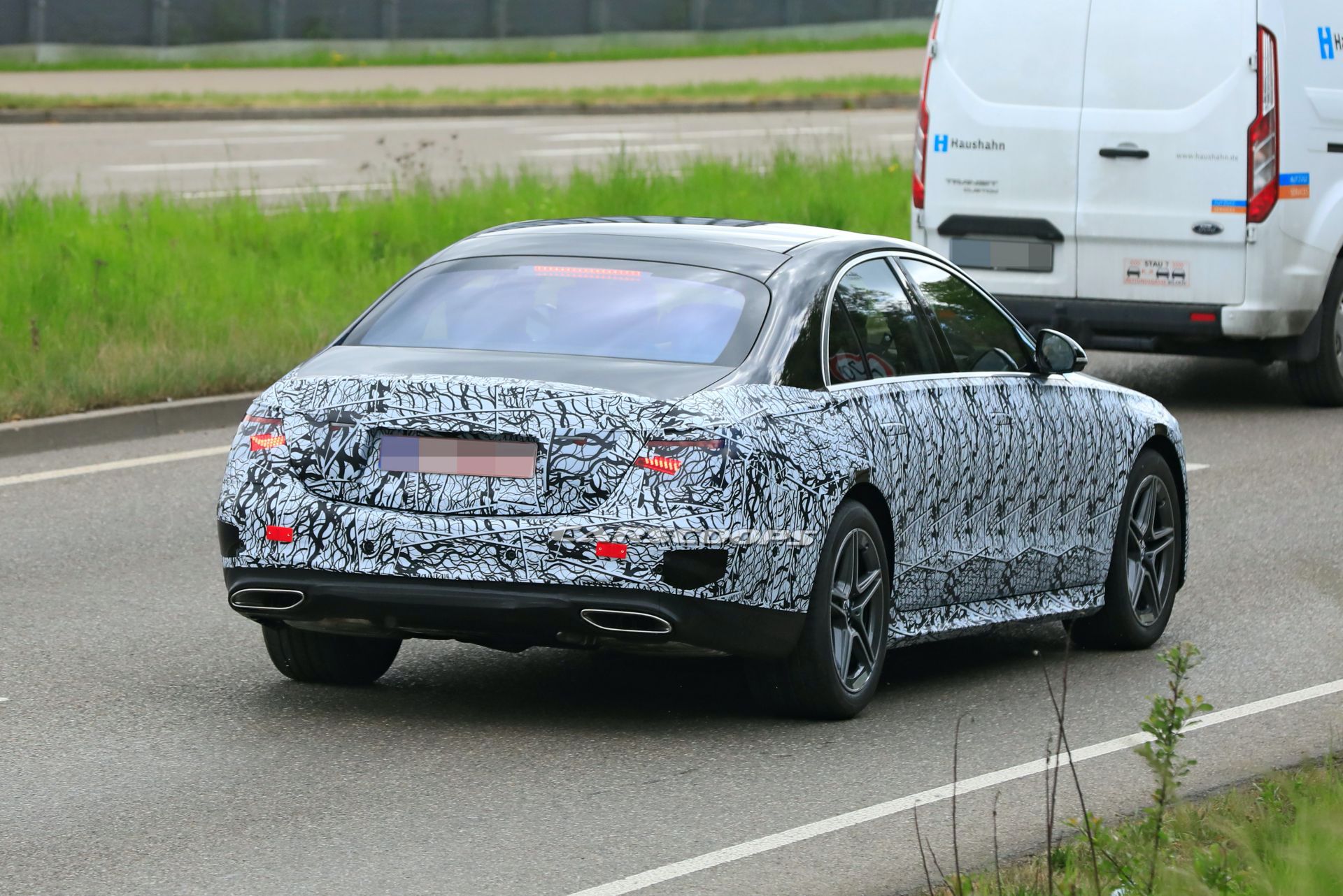 2021 Mercedes S-Class Prepares To Bloom As More Camo Falls