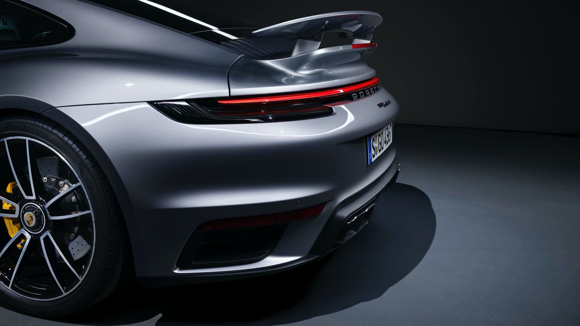 Here’s Why 2021 Porsche 911 Turbo S’ Adaptive Aero System Is So Sophisticated