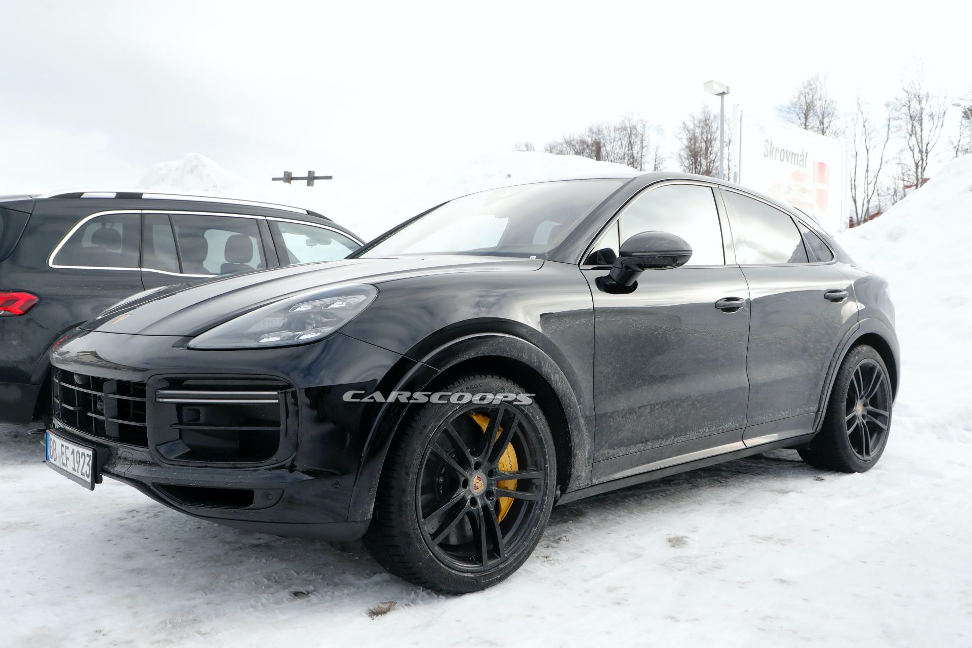 Hear The 2021 Porsche Cayenne Coupe GT’s Thunderous V8 Growl