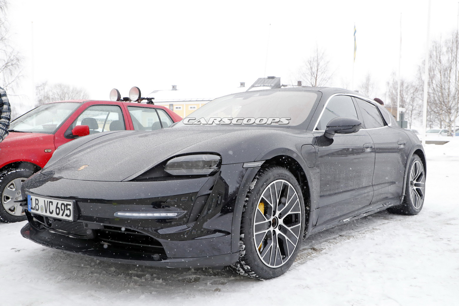 The 2021 Porsche Taycan Cross Turismo Could Be All The EV You’ll Ever Need