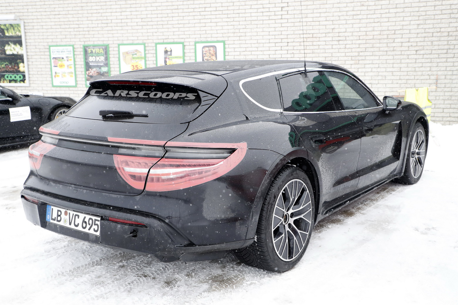 The 2021 Porsche Taycan Cross Turismo Could Be All The EV You’ll Ever Need