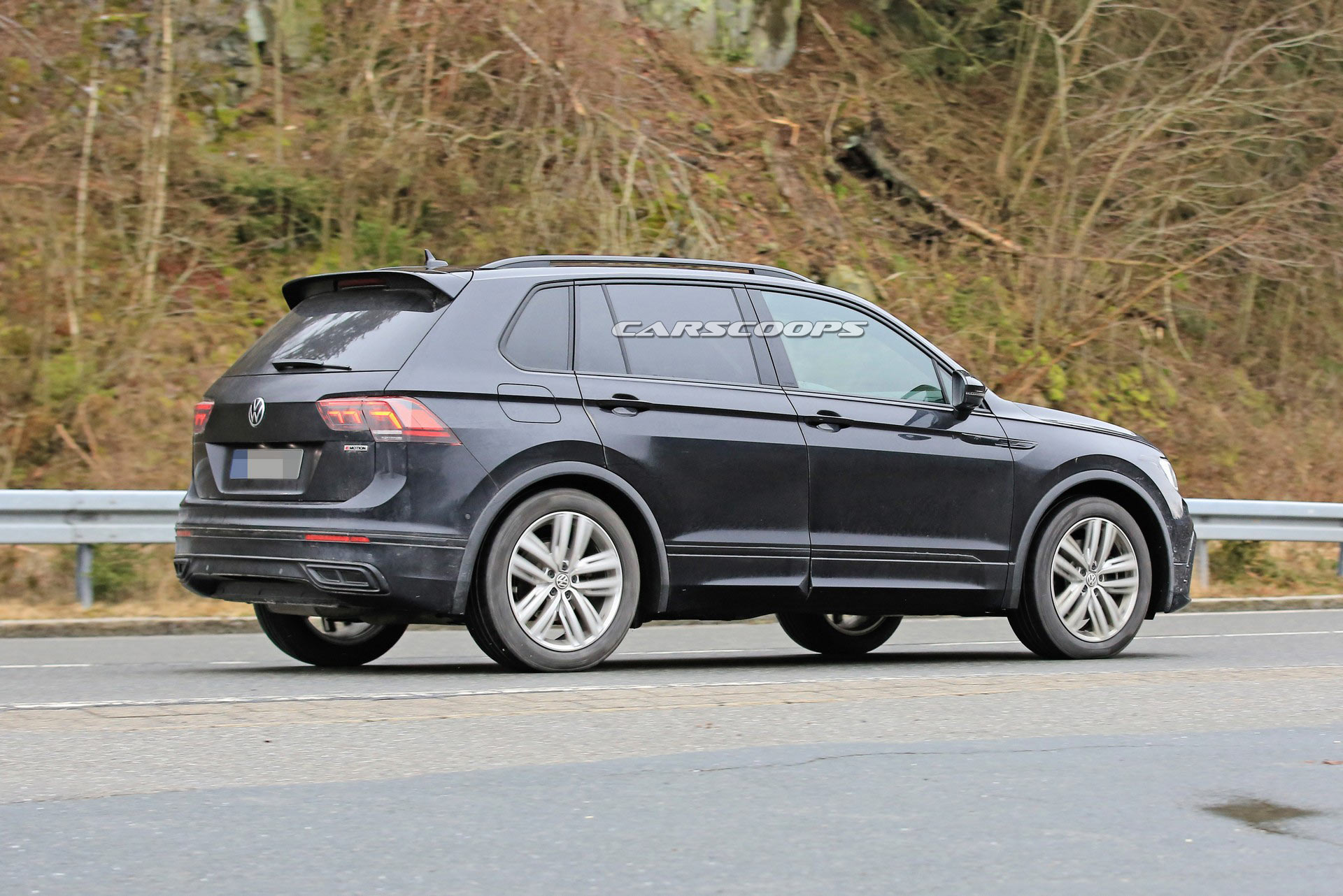 2021 VW Tiguan Drops Nearly All Camouflage And Shows Off Its Sportier Styling