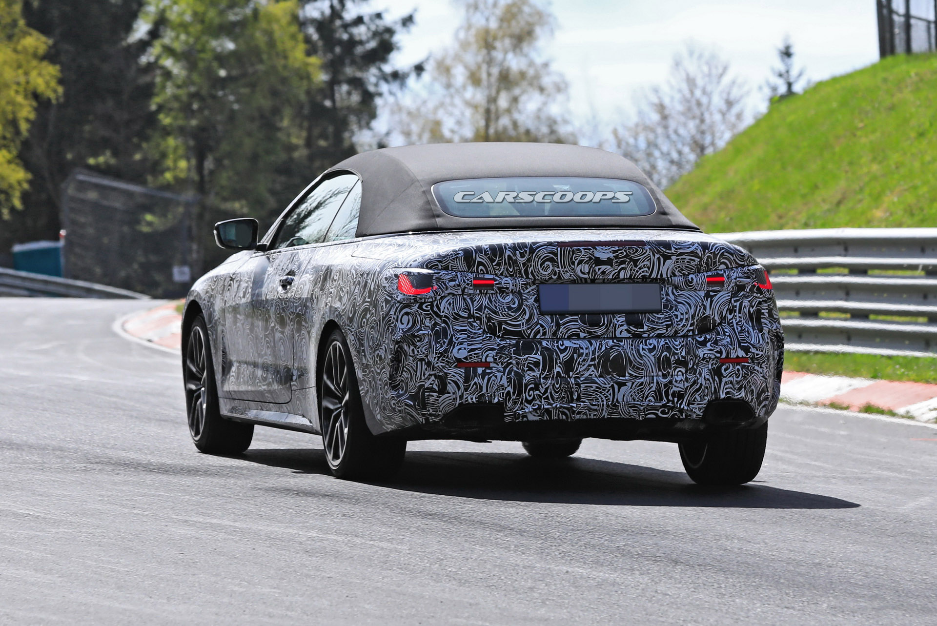2021 BMW 4-Series Convertible Shows Off Its Dynamic Abilities On The Track