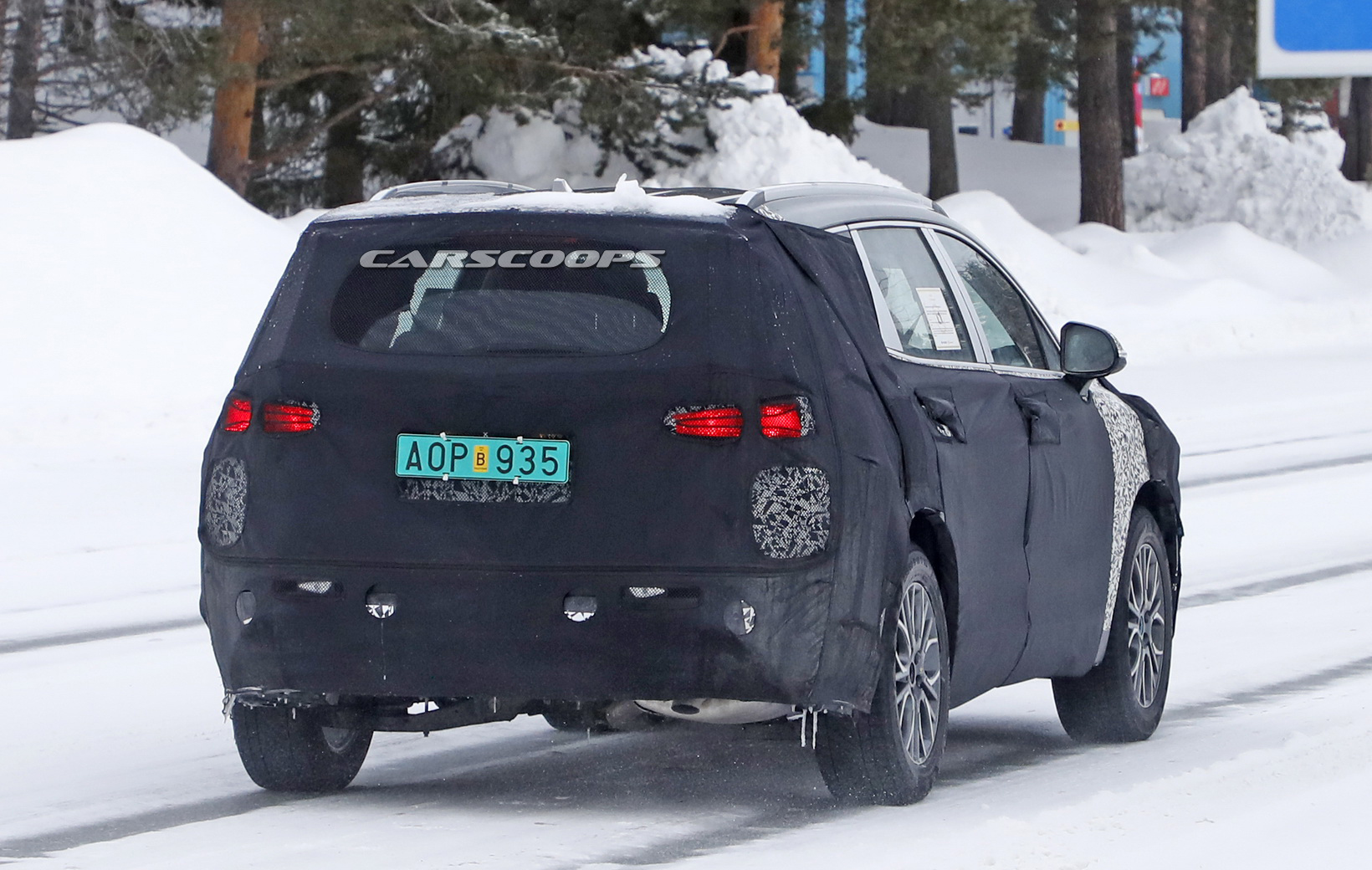 Alright 2022 Hyundai Santa Fe, Maybe It’s Time You Drop The Heavy Camo