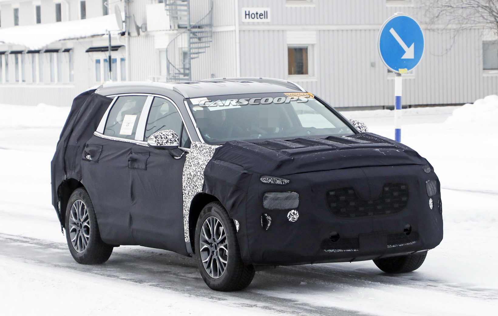 Alright 2022 Hyundai Santa Fe, Maybe It’s Time You Drop The Heavy Camo