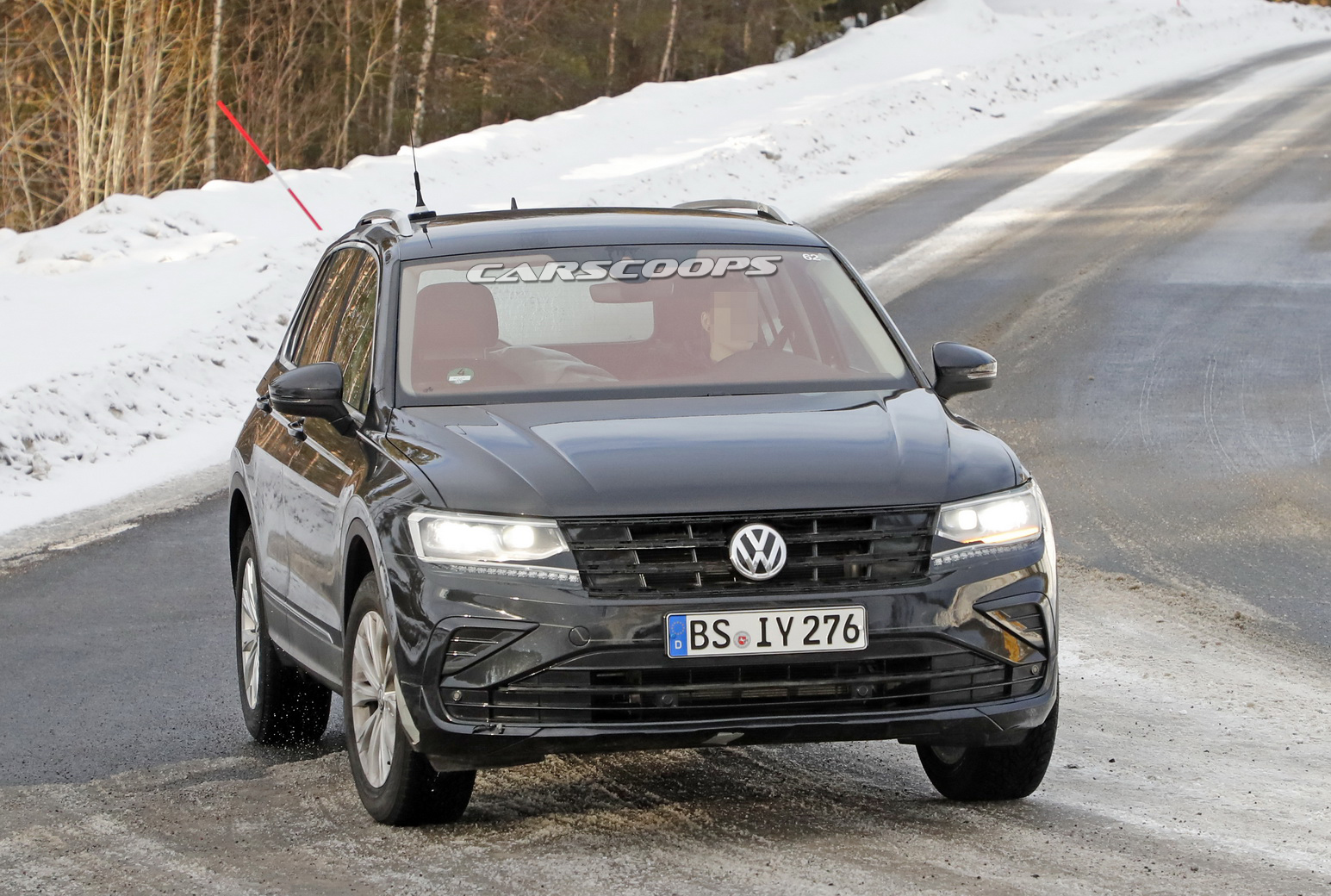 2021 VW Tiguan Facelift Spied In Plug-in Hybrid GTE Form For The First Time