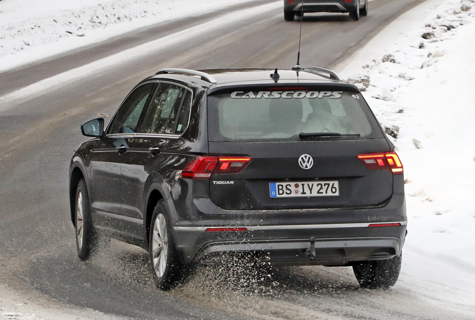 2021 VW Tiguan Facelift Spied In Plug-in Hybrid GTE Form For The First Time
