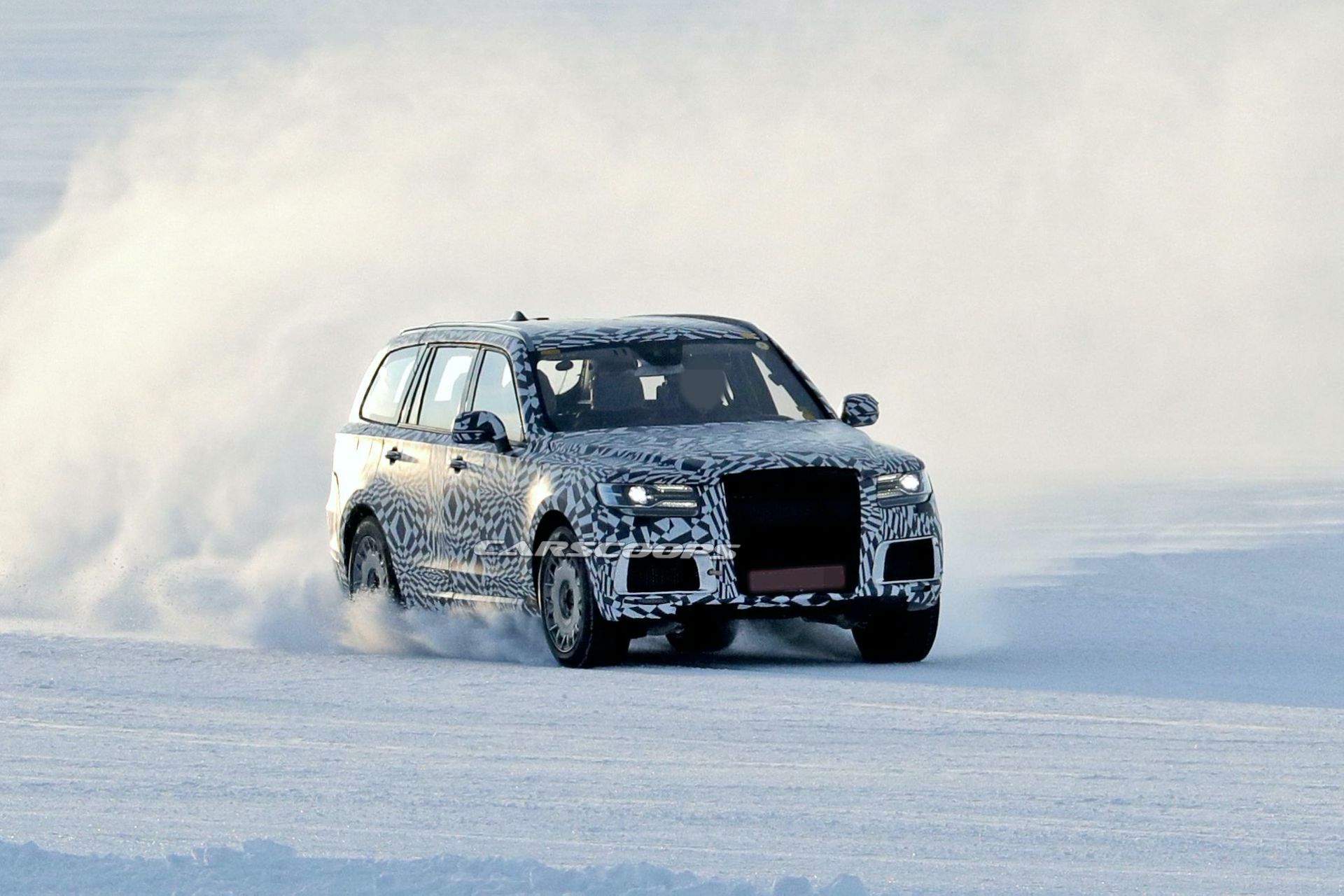 Putin’s Limo Maker Spied Testing The 2022 Aurus Komendant Luxury SUV