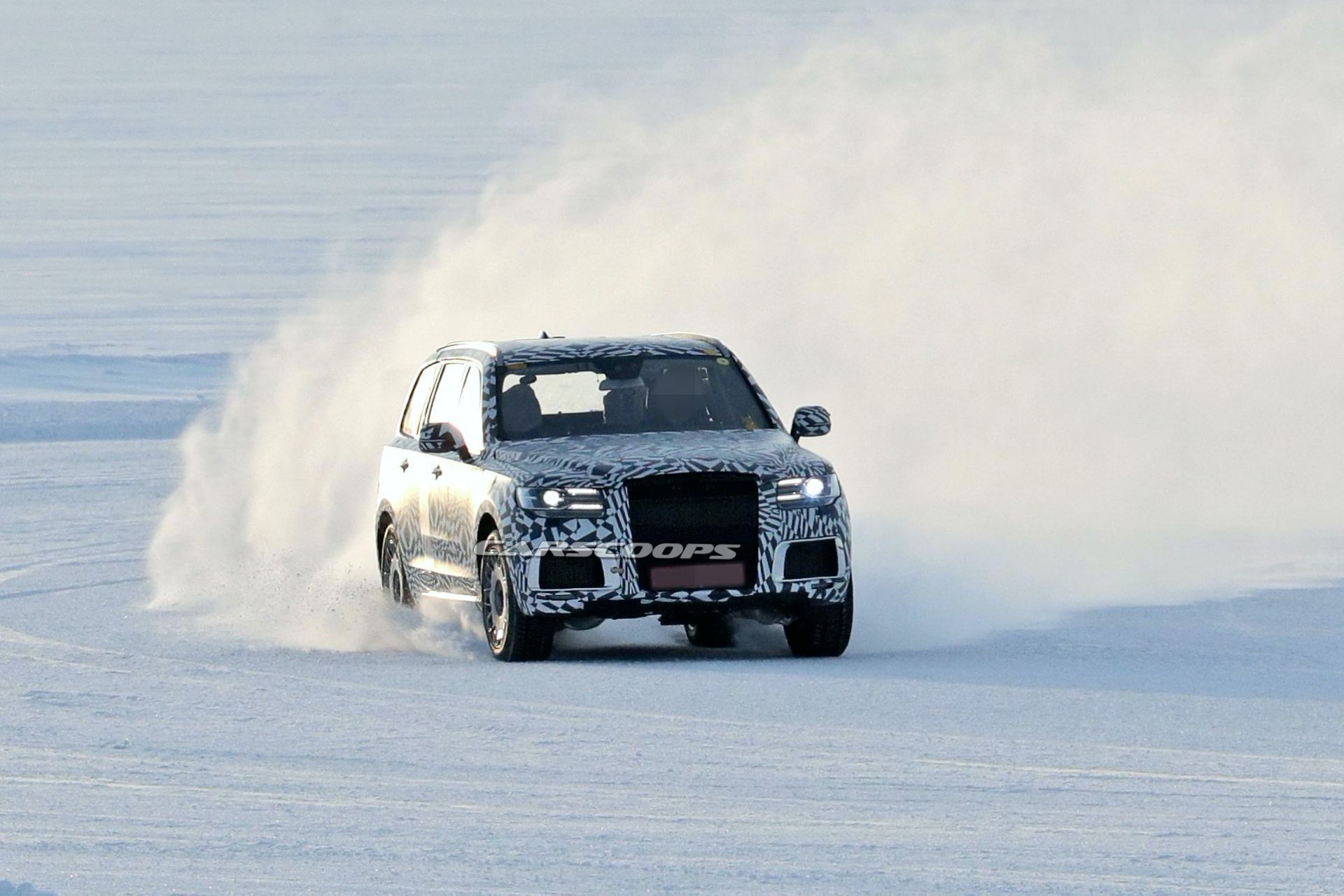 Putin’s Limo Maker Spied Testing The 2022 Aurus Komendant Luxury SUV