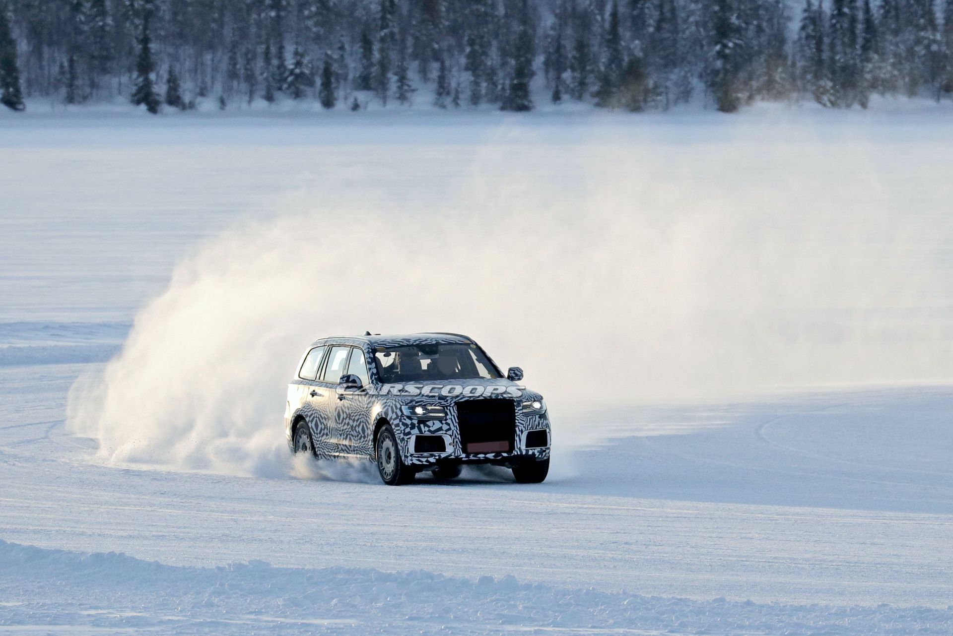 Putin’s Limo Maker Spied Testing The 2022 Aurus Komendant Luxury SUV