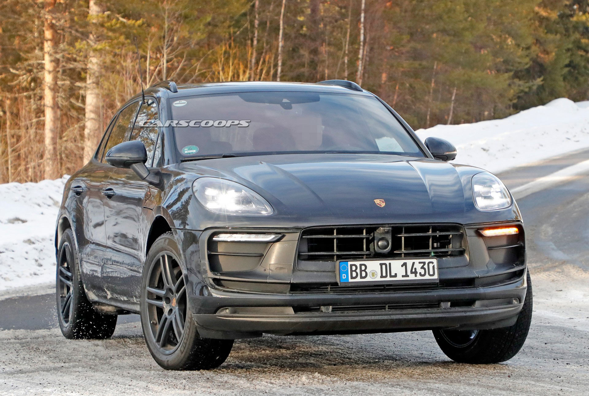 2022 Porsche Macan Mule Spied, Will Be Offered In Pure Electric And Gasoline Guise