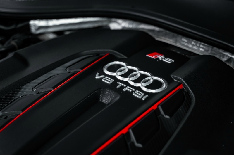Widebody Audi RS7’s Transparent Engine Cover Is Cool, Its $100,000 Asking Price, Not So Much