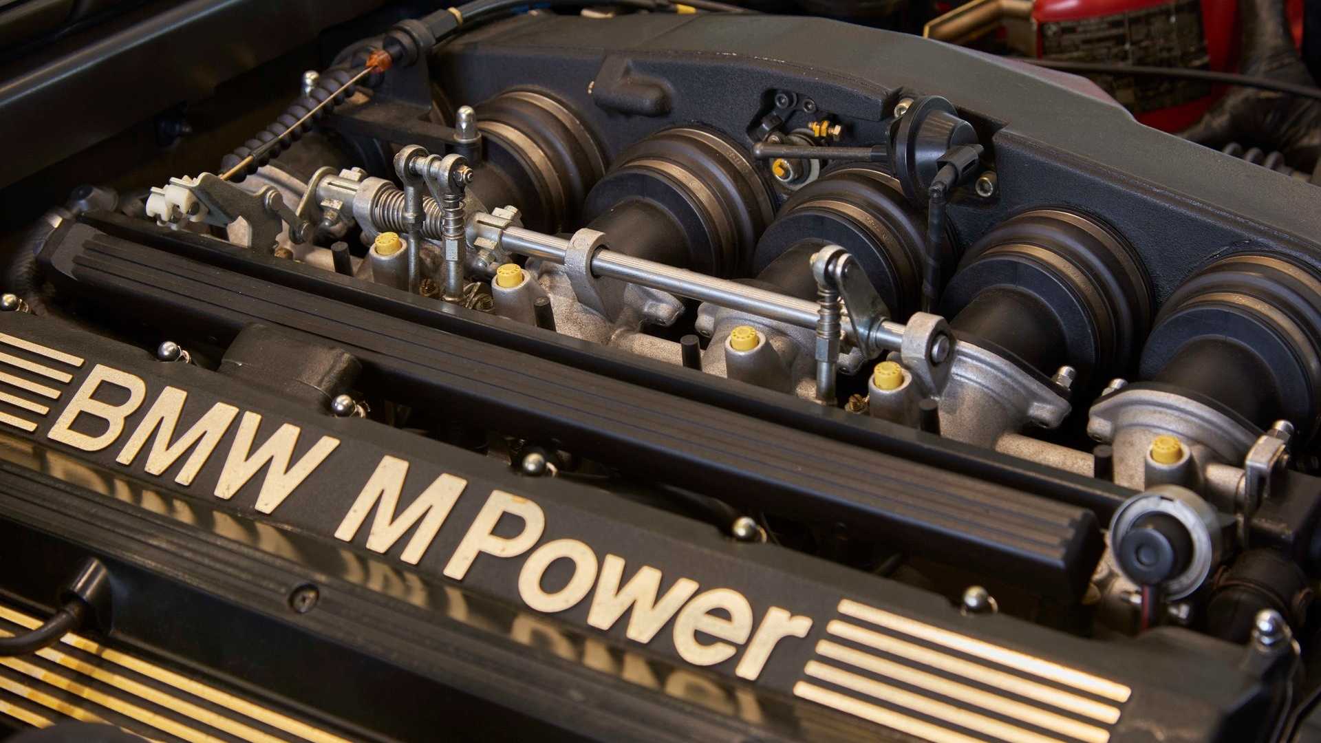 Head To Las Vegas And Buy This Epic 1991 BMW M5 In Brilliant Red