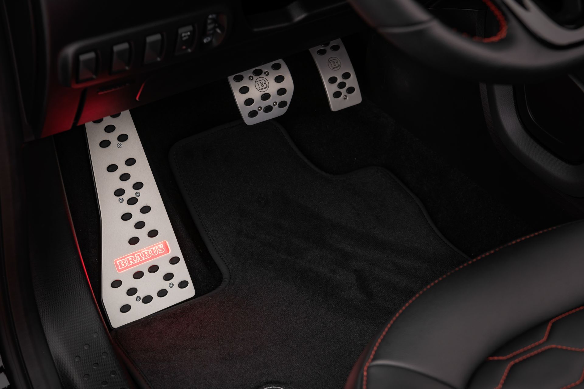 Brabus Ultimate E Facelift Is What $54,000 Can Do To Smart’s EQ Fortwo Cabrio