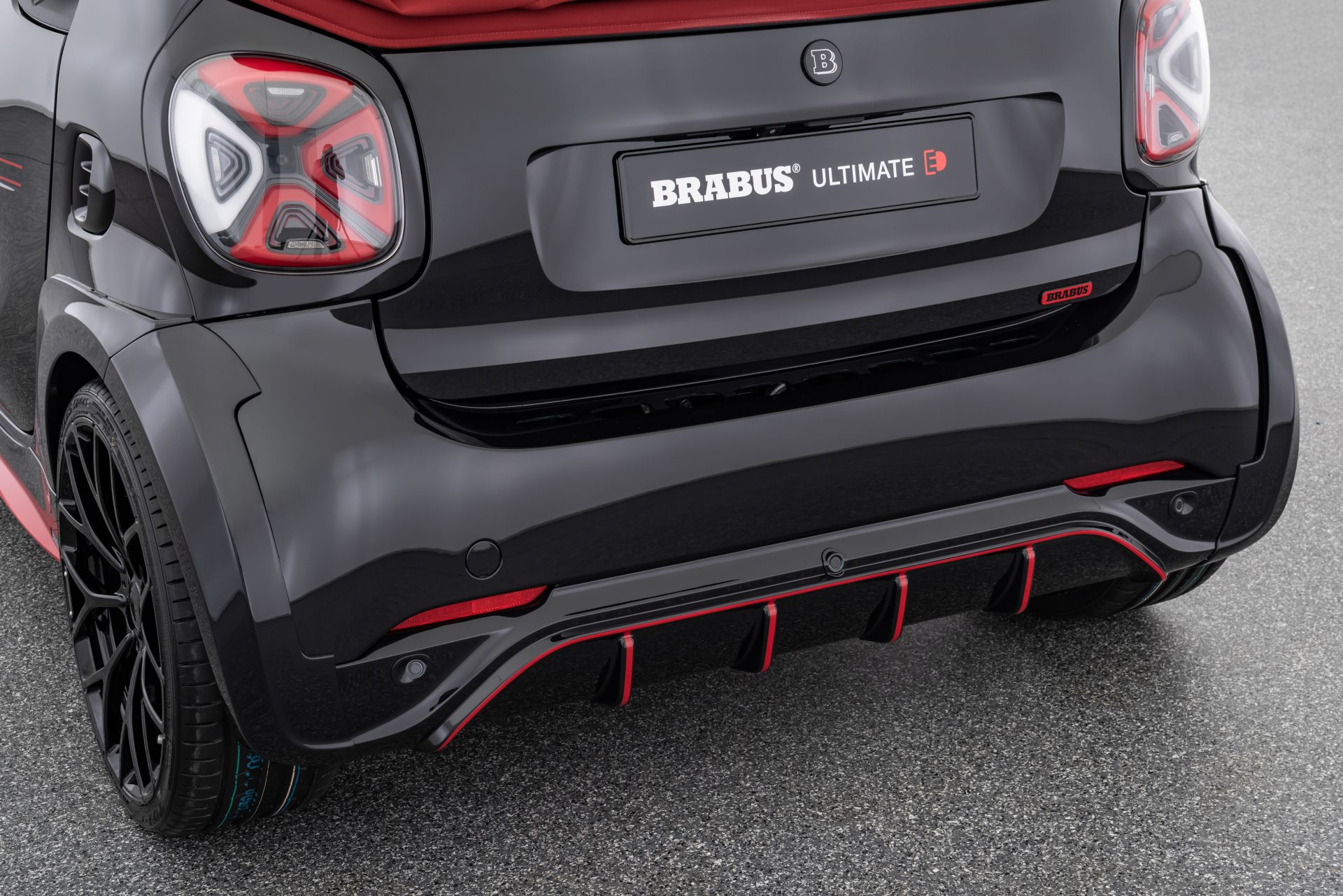 Brabus Ultimate E Facelift Is What $54,000 Can Do To Smart’s EQ Fortwo Cabrio