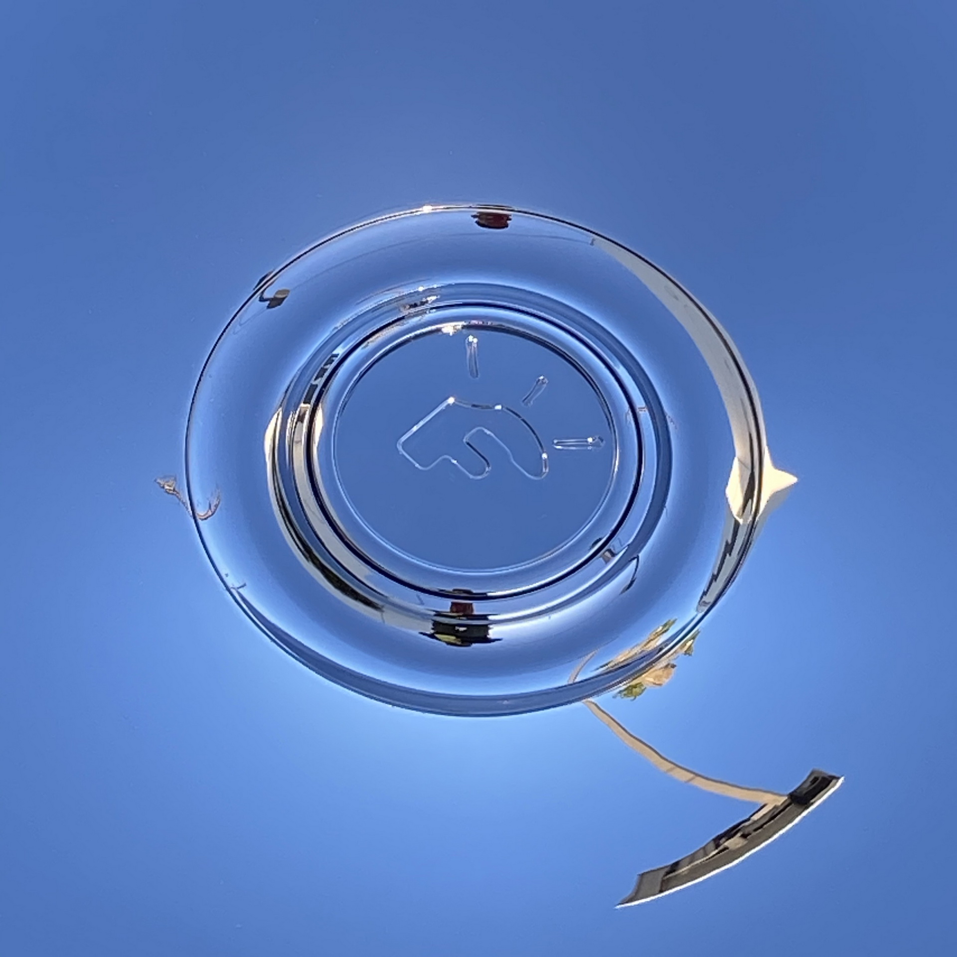 Mercedes-Benz G-Wagon Tries On Dish Wheels, What Do You Think?