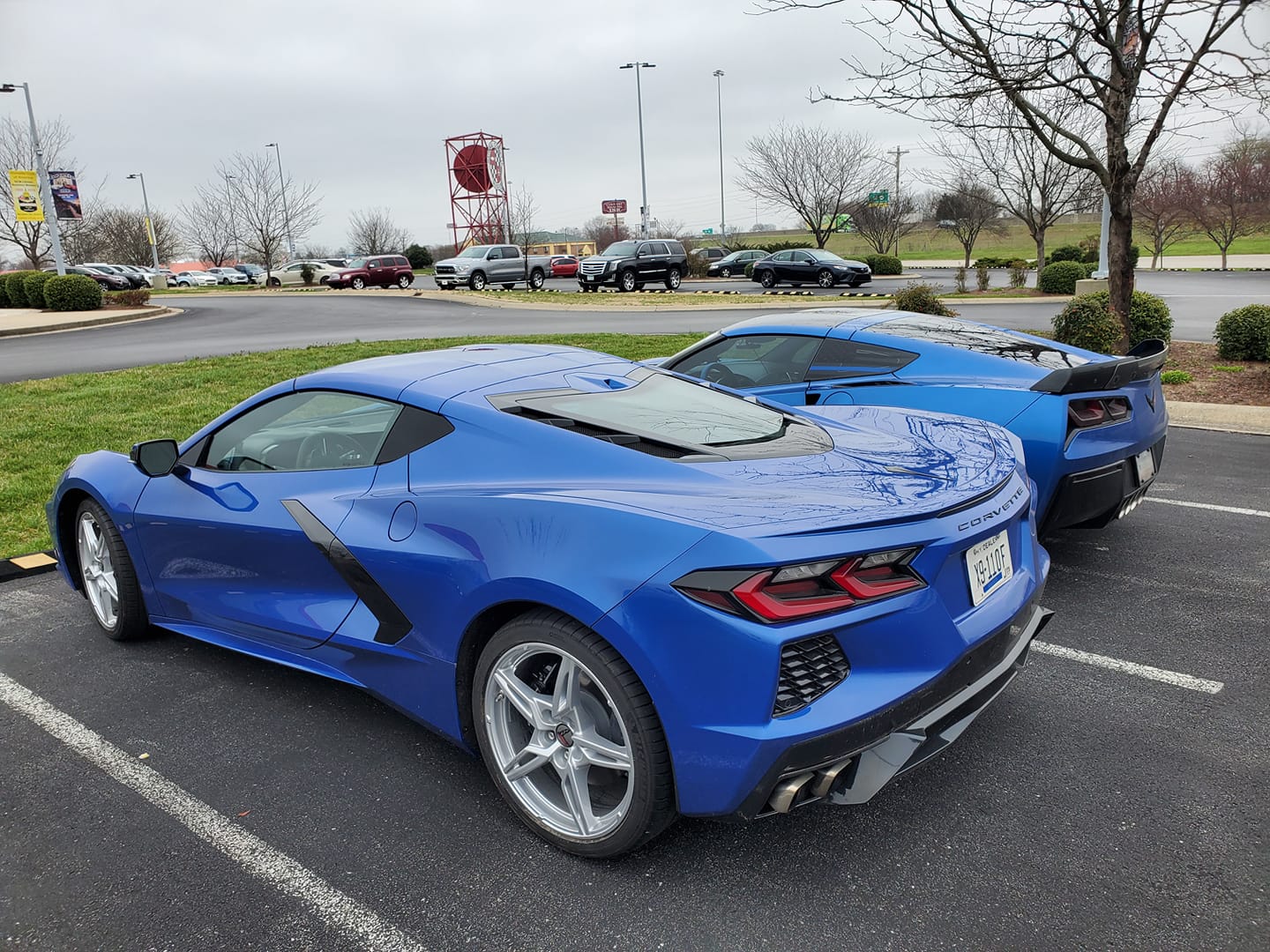 See The C8 Corvette Pictured Alongside Color-Matching C7s