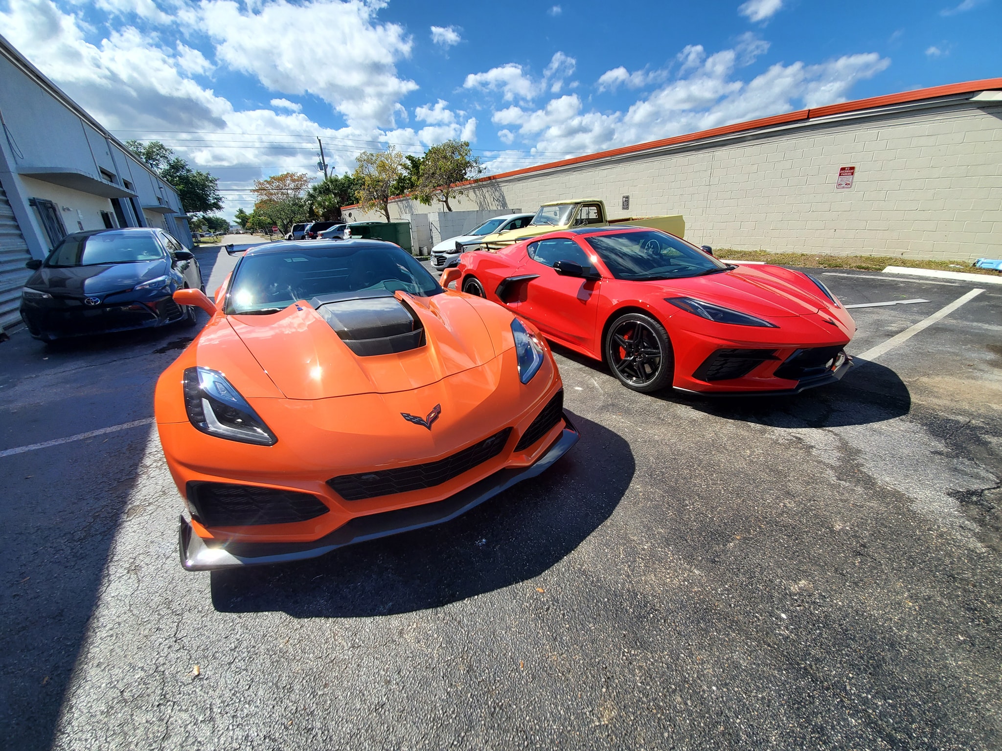 See The C8 Corvette Pictured Alongside Color-Matching C7s