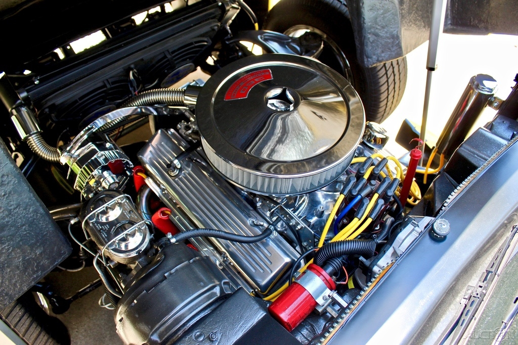 Meet The Chevrodge Viperette: A ’76 Corvette Pretending To Be A Viper