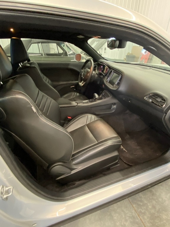 Go Super Wide With SEMA Dodge Challenger SRT Hellcat Boasting Massive 24″ Rims And 405 (!) Tires