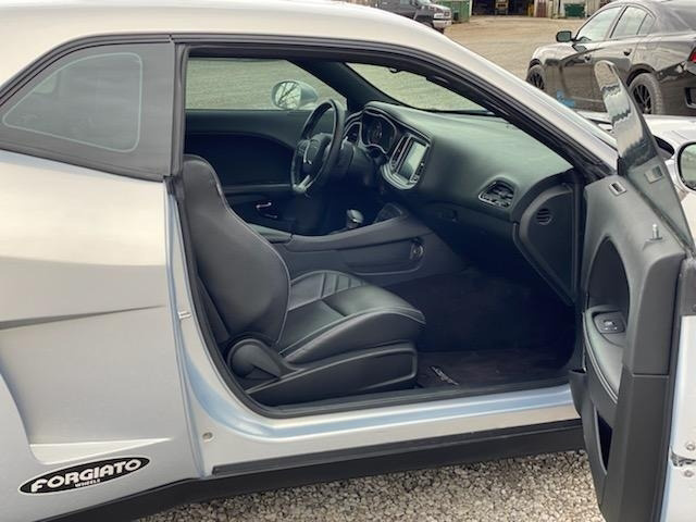Go Super Wide With SEMA Dodge Challenger SRT Hellcat Boasting Massive 24″ Rims And 405 (!) Tires