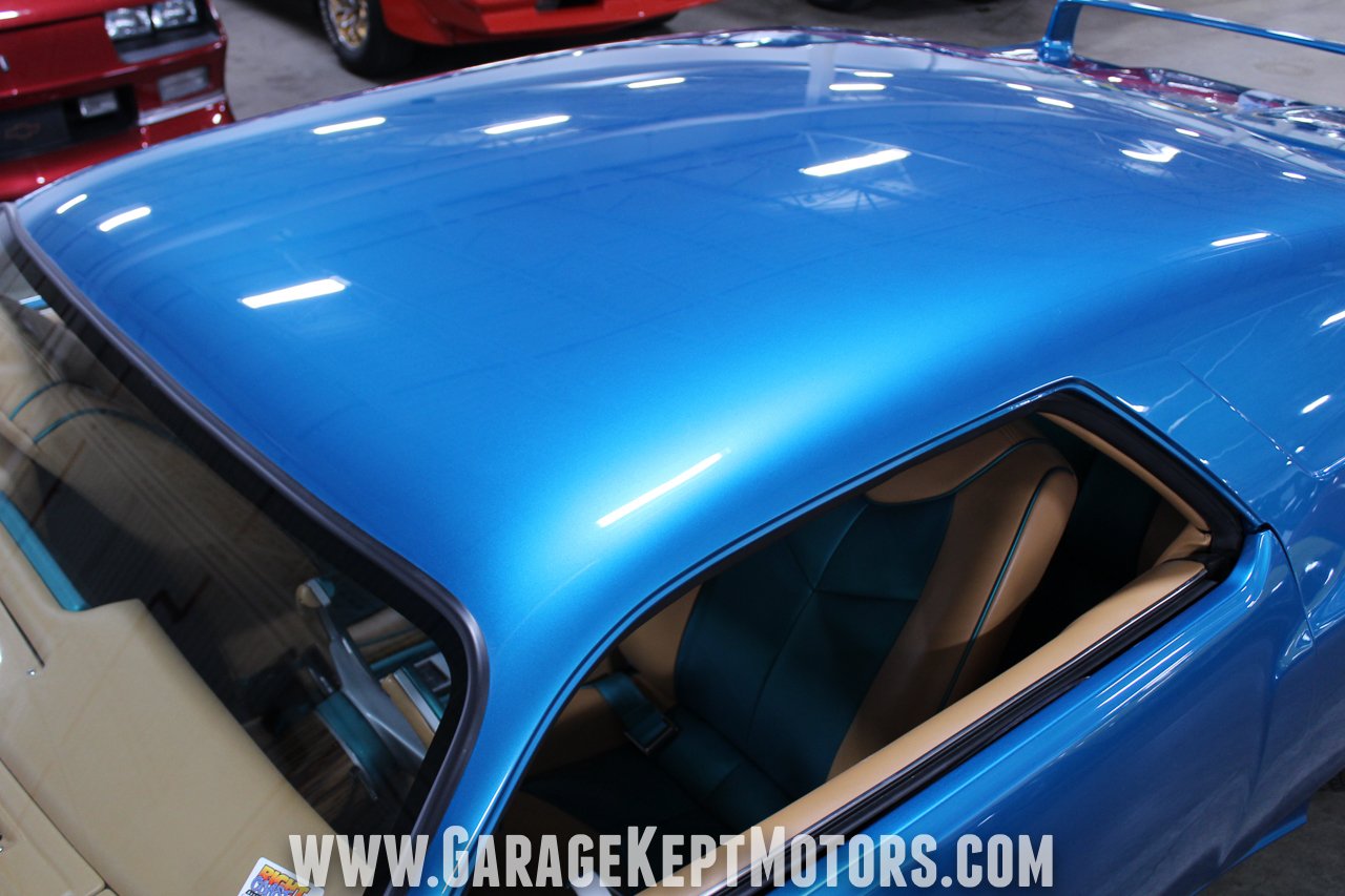 A Dodge Magnum Like No Other You’ve Seen Has $300,000 Worth Of Mods