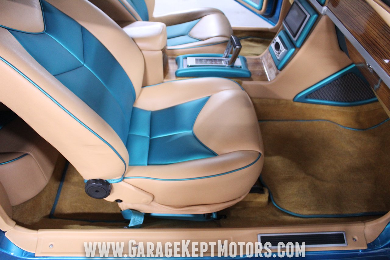 A Dodge Magnum Like No Other You’ve Seen Has $300,000 Worth Of Mods