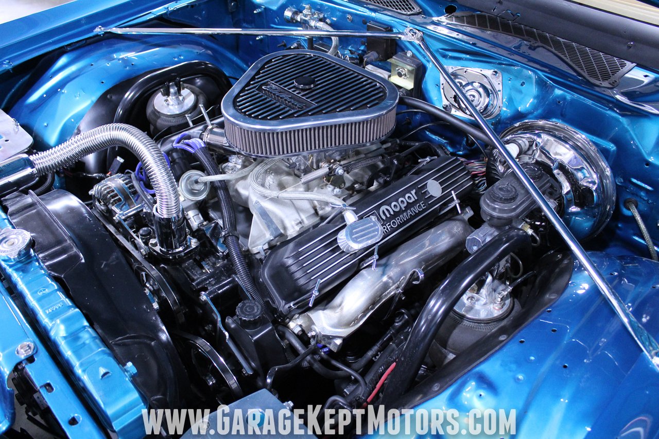 A Dodge Magnum Like No Other You’ve Seen Has $300,000 Worth Of Mods