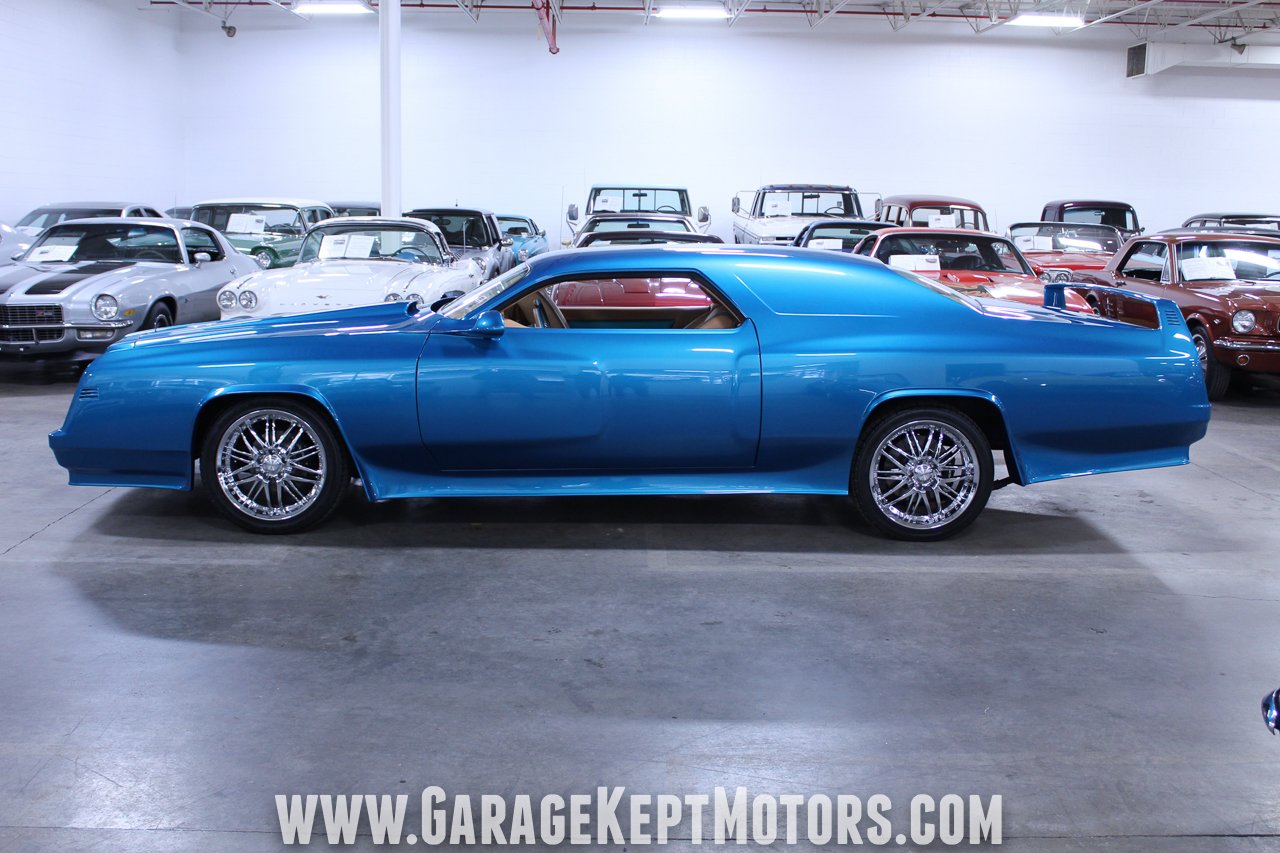 A Dodge Magnum Like No Other You’ve Seen Has $300,000 Worth Of Mods