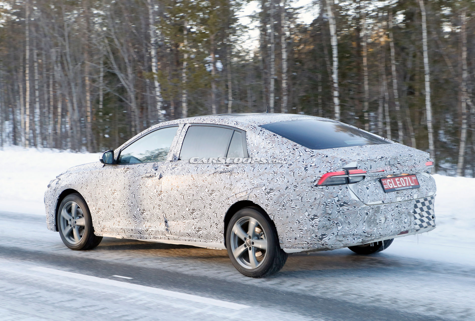 Spy Photographers Snap A Mysterious Dongfeng, Just What Is It?