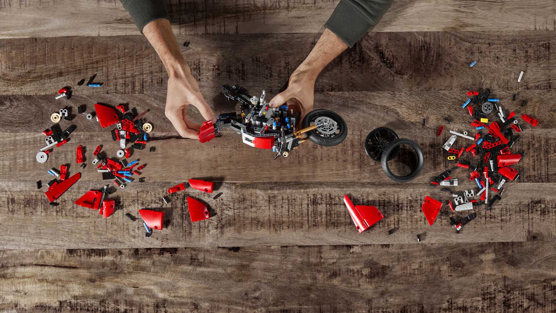 Build A Lego Ducati Panigale With A Two-Speed Gearbox